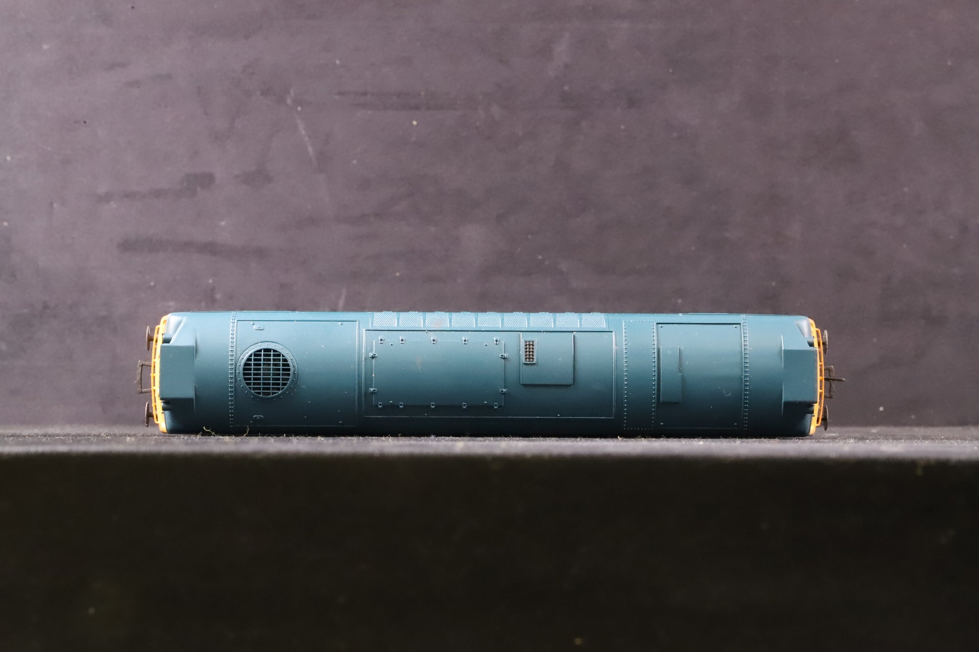 Bachmann OO 32-401 Class 25/3 25279 in BR Blue - Weathered