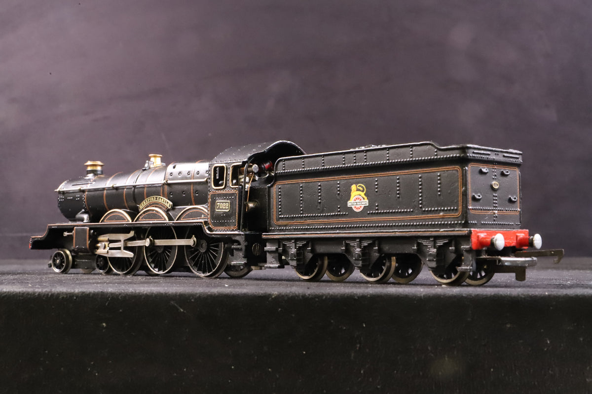 New Wrenn OO W8000D Castle Class &#39;Hereford Castle&#39; BR Black