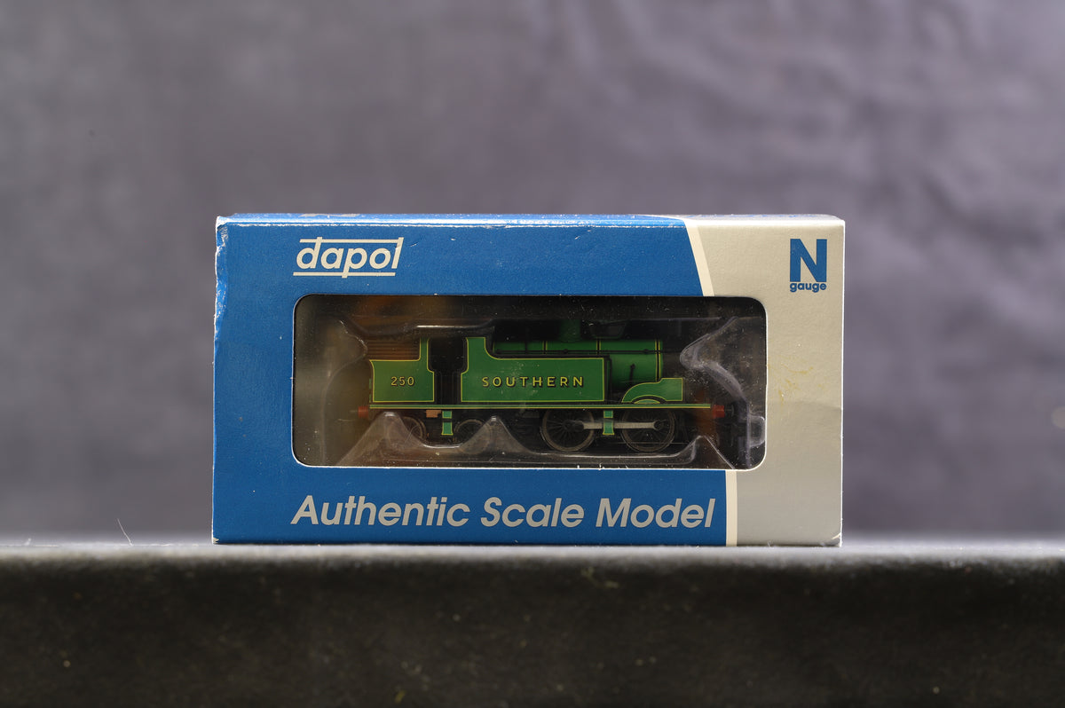 Dapol N 2S-016-001 M7 0-4-4 SR Livery