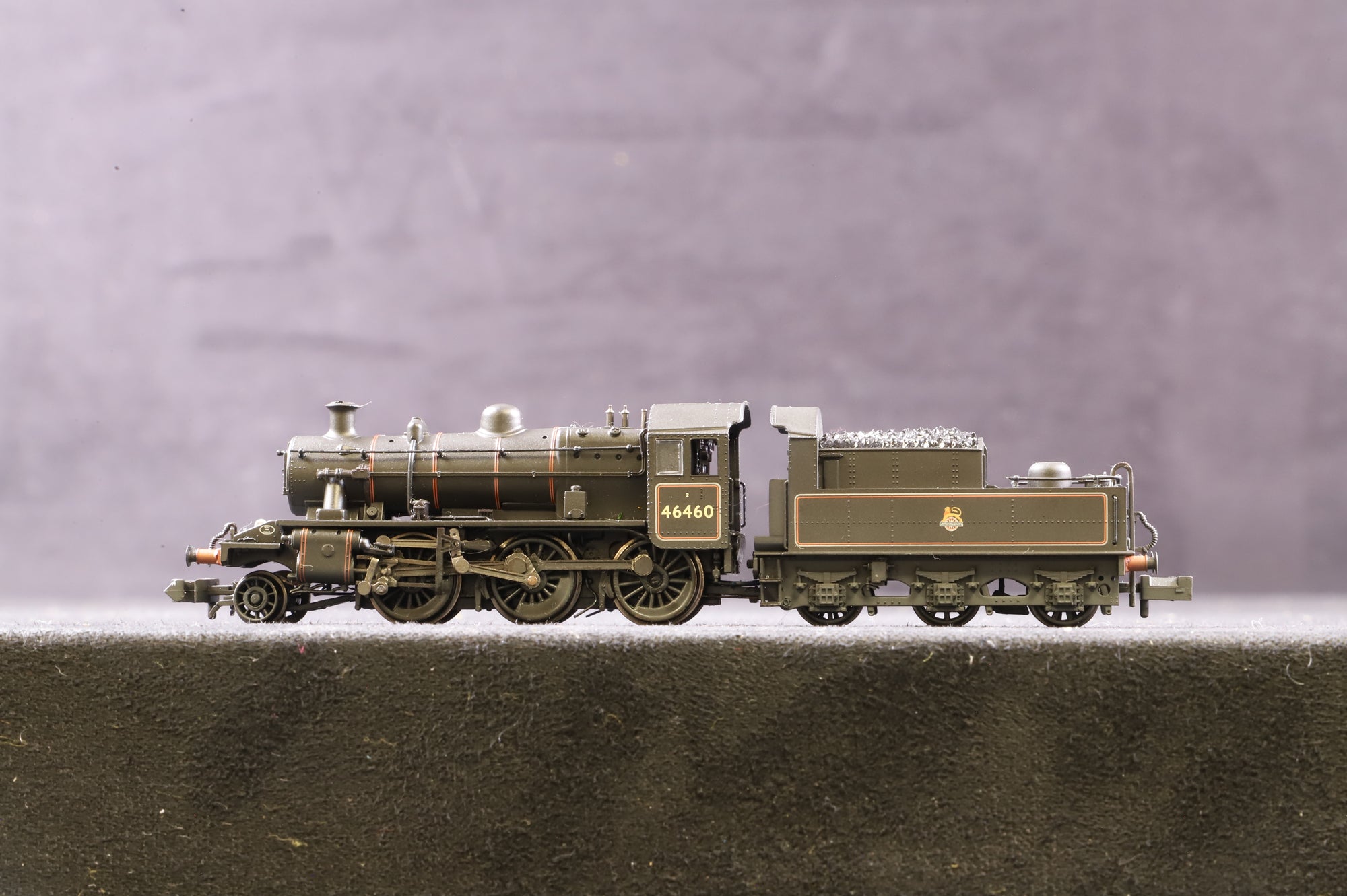 Graham Farish N 372-629 Ivatt Class 2MT 2-6-0 '46460' BR Lined Black E/Emblem, Weathered, DCC Fitted