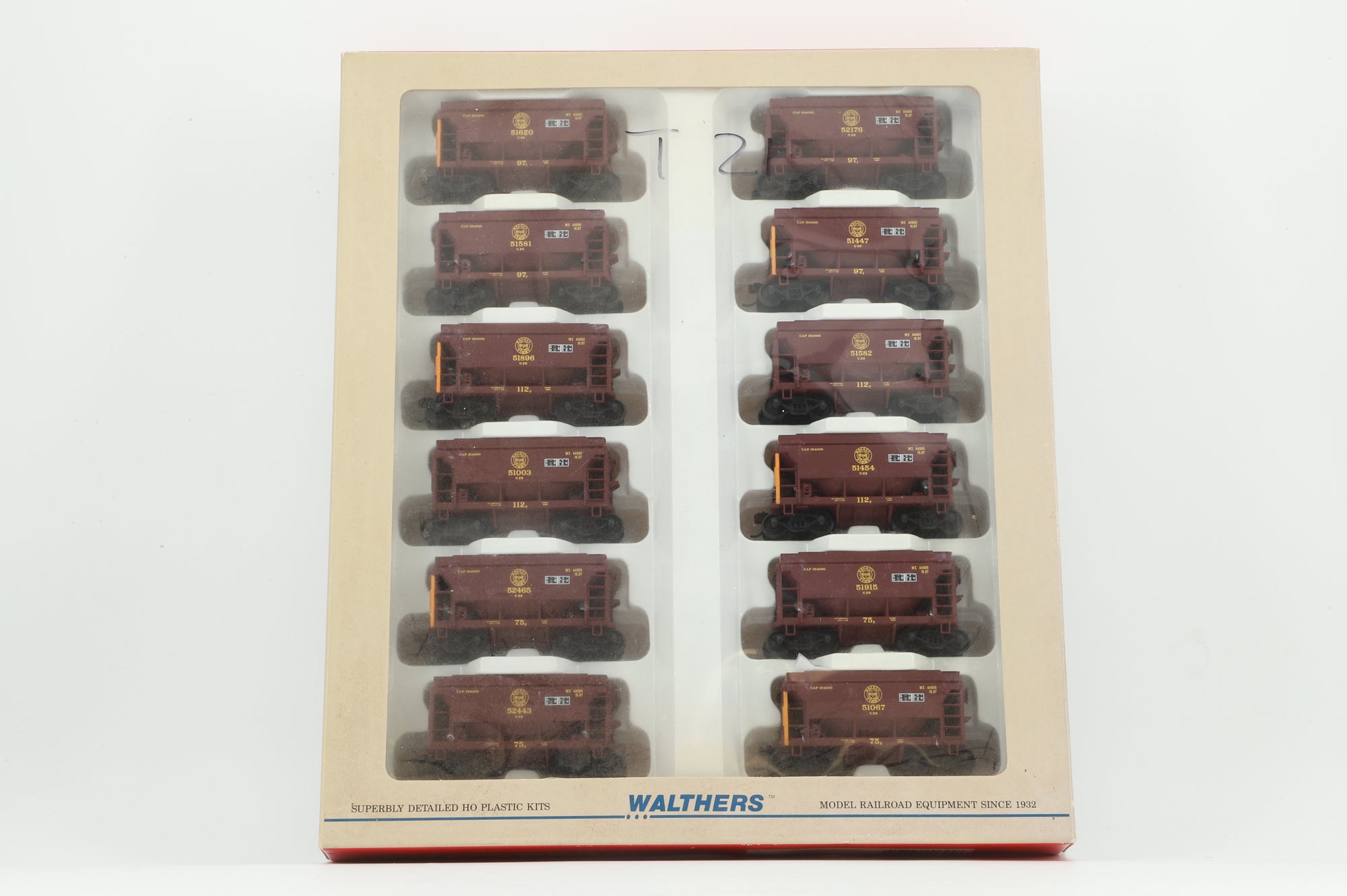Walthers HO 932-4554 12-Pack of Taconite Ore Cars in DMIR Brown/Yellow