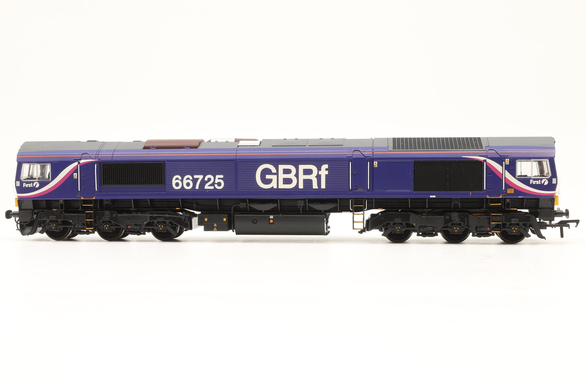 Bachmann OO 32-978 Class 66/9 Diesel '66725' First/ GBRf