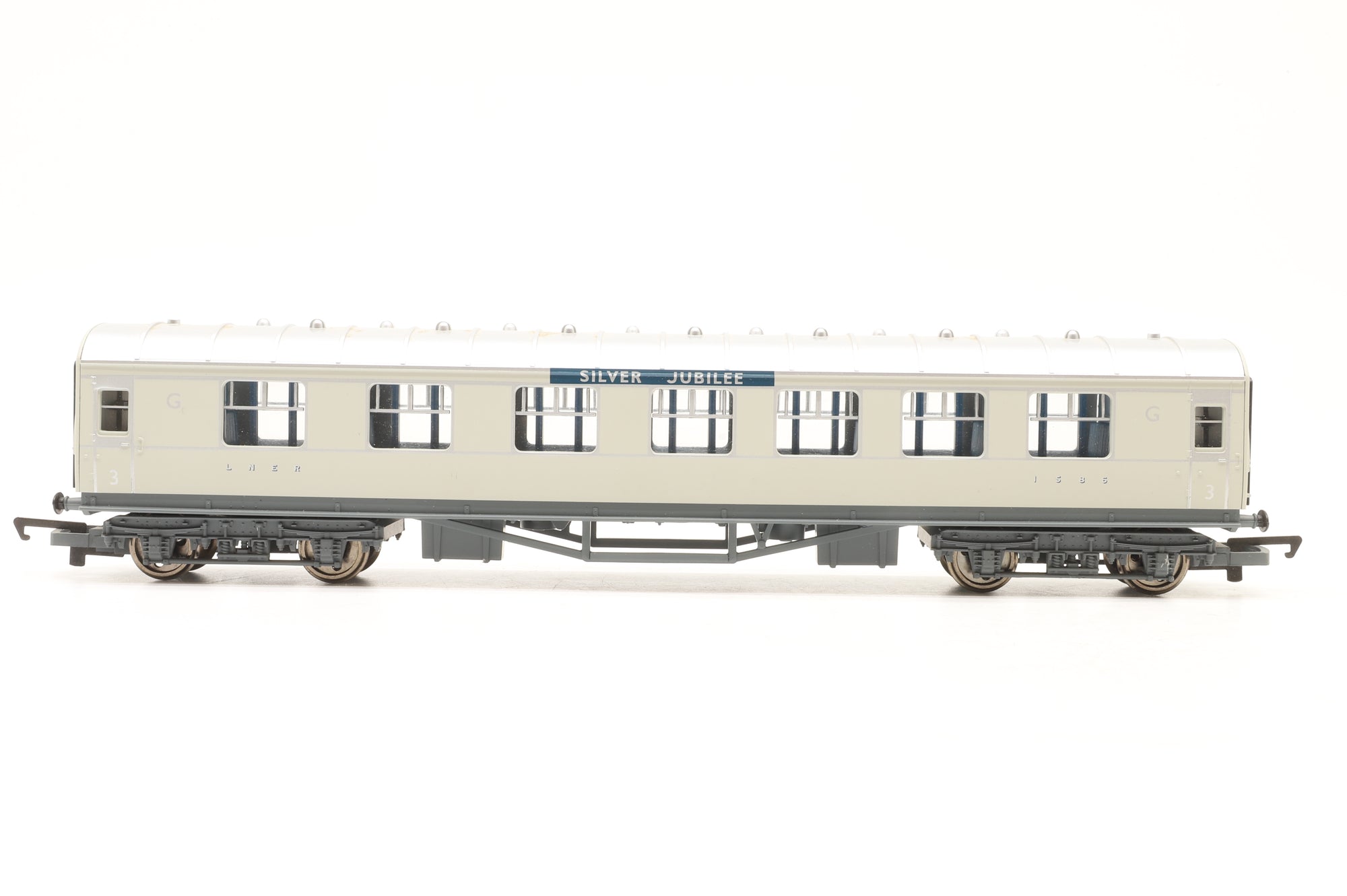 Hornby OO R2445 Silver Jubilee Train Pack Ltd Ed 1574/ 2000