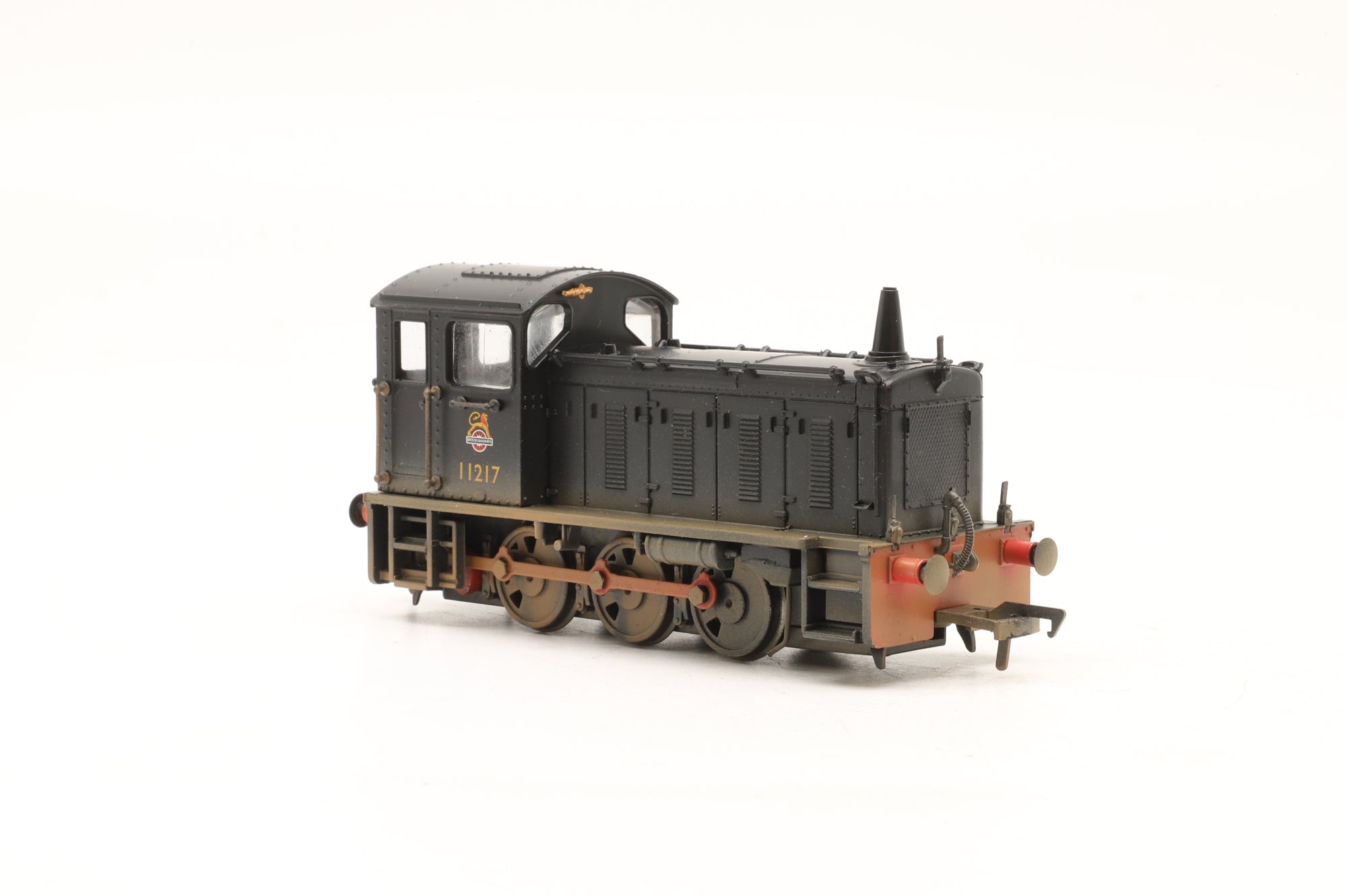 Bachmann OO 31-339 Class 04 11217 in BR Black w/ Early Crests – Weathered