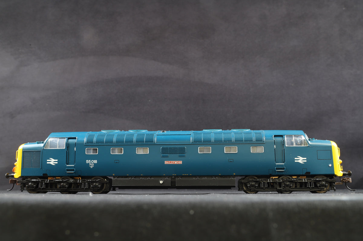 Bachmann OO 32-526DS Class 55 55018 &#39;Ballymoss&#39; BR Blue, DCC Sound