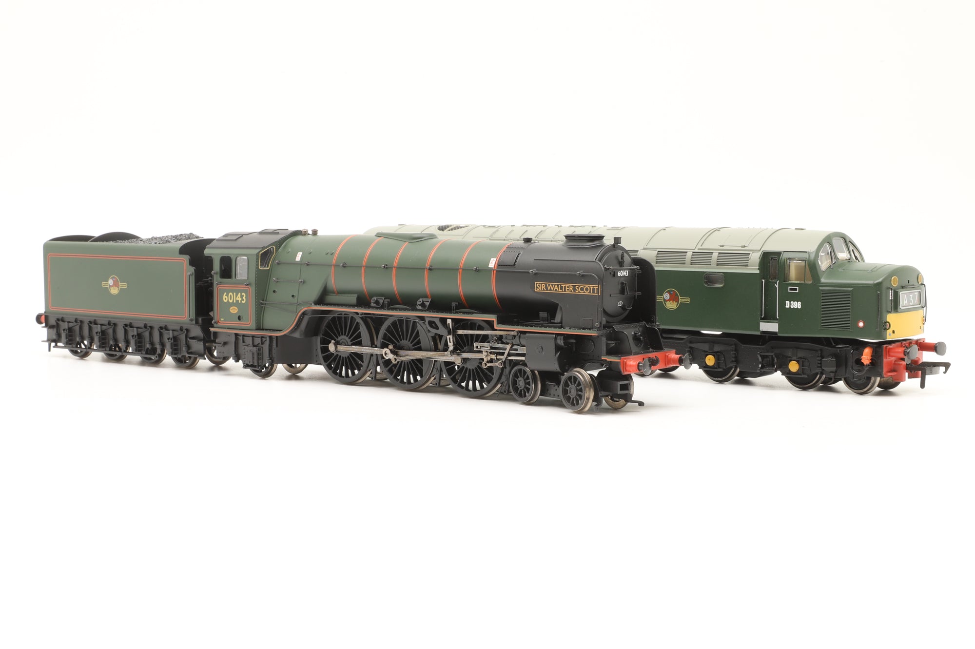 Bachmann OO Class A1 'Sir Walter Scott' BR Green '60143' & Class 40 BR Green 'D369', Ltd Ed 440/1000
