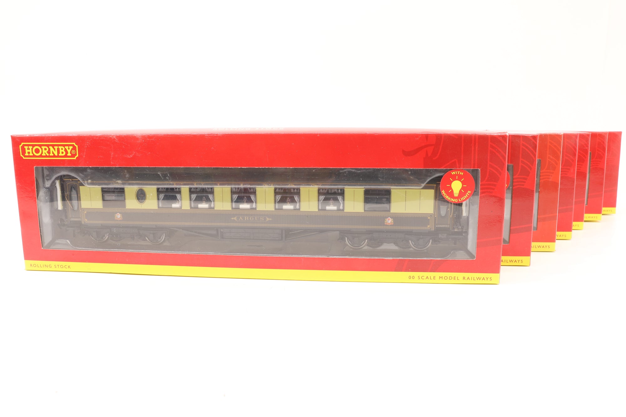 Hornby OO Rake Of 7 Pullman Cars Inc. R4696, R4742, R4740, R4741, R4739 & R4738 x2