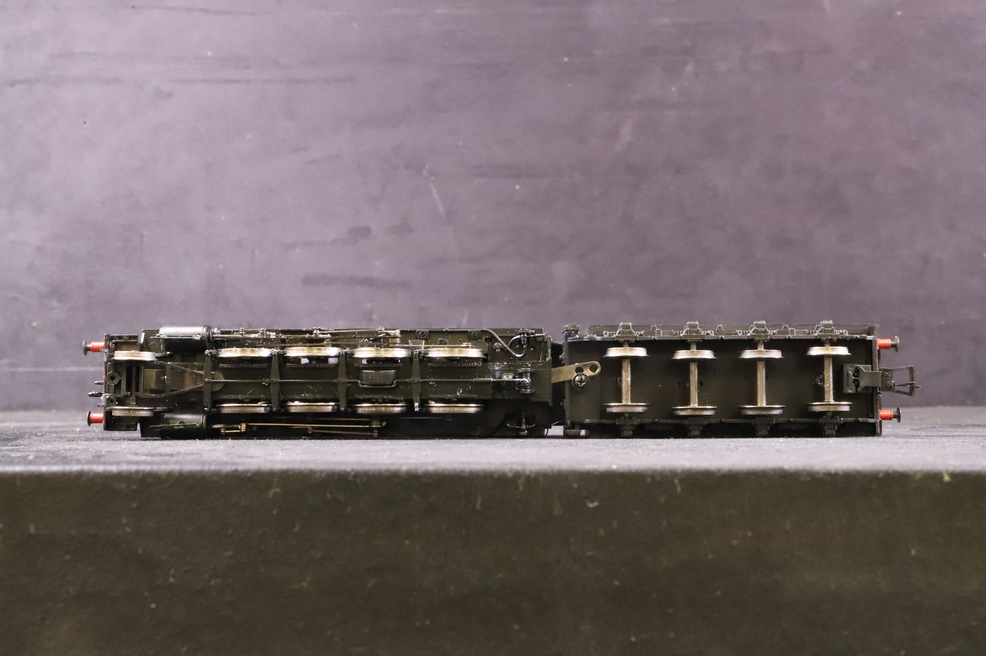 Bachmann OO 32-252 WD Austerity '90444' BR Black L/Crest, Re-Numbered