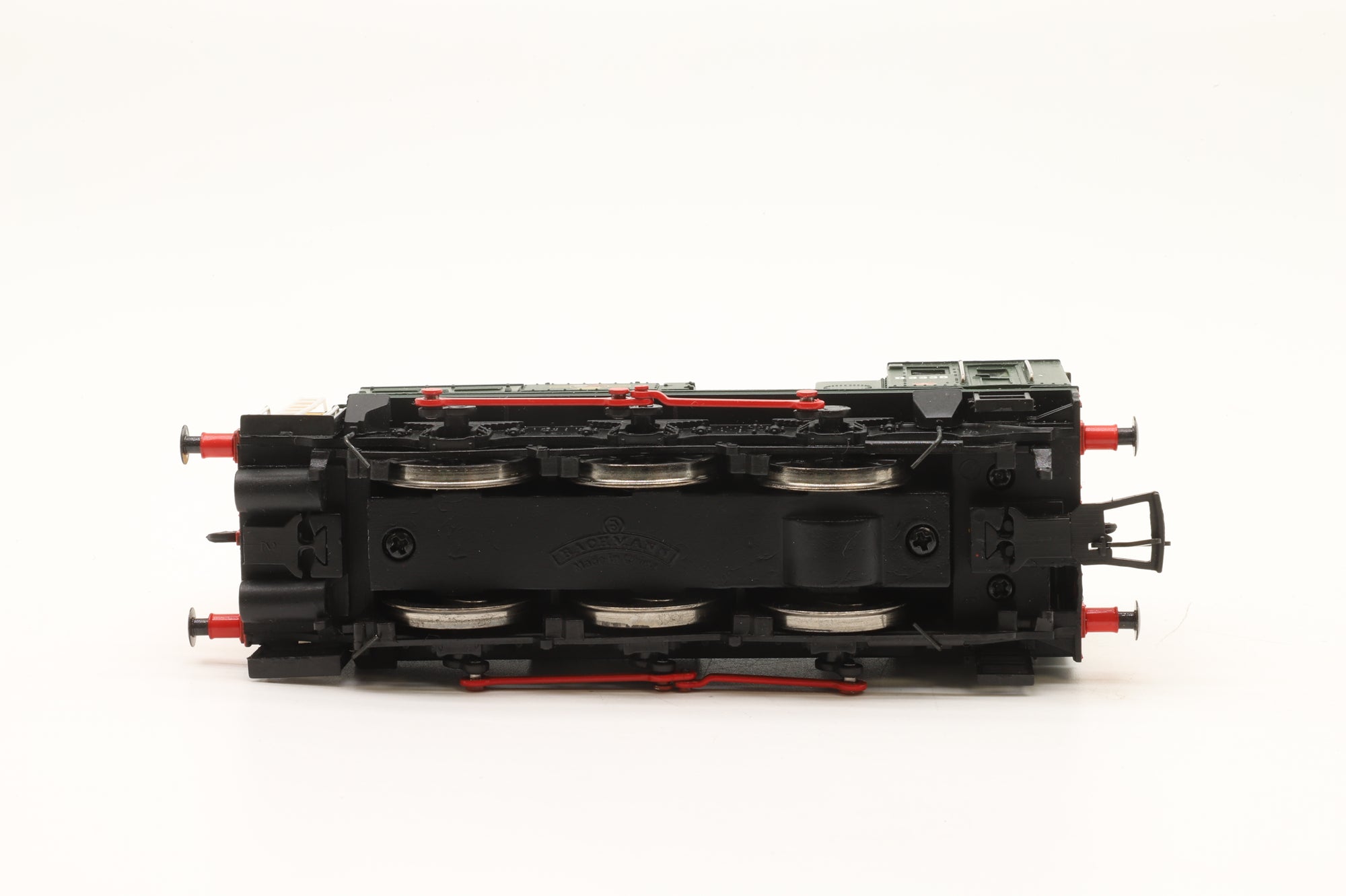 Bachmann OO 32-112 Class 08 'D3336'BR Green Hinged Door Type DCC Fitted