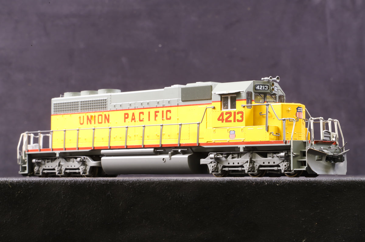Kato HO 37-2807 EMD SD40-2 4213 in Union Pacific Livery