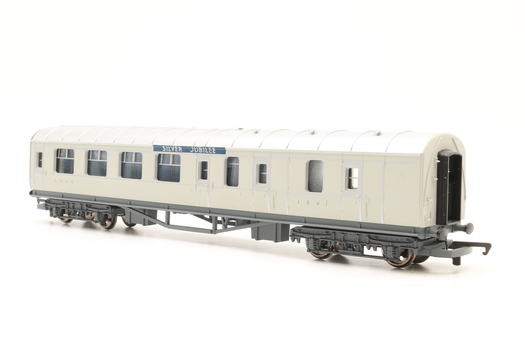 Hornby OO R2445 Silver Jubilee Train Pack Ltd Ed 1574/ 2000