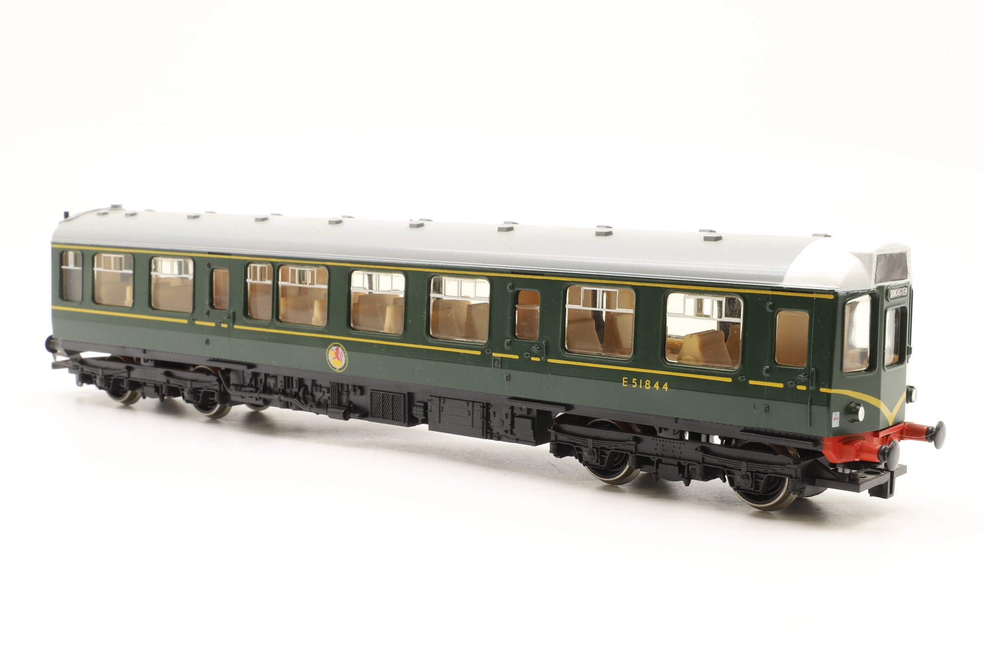 Hornby OO R687 Class 110 3-Car DMU in BR Green