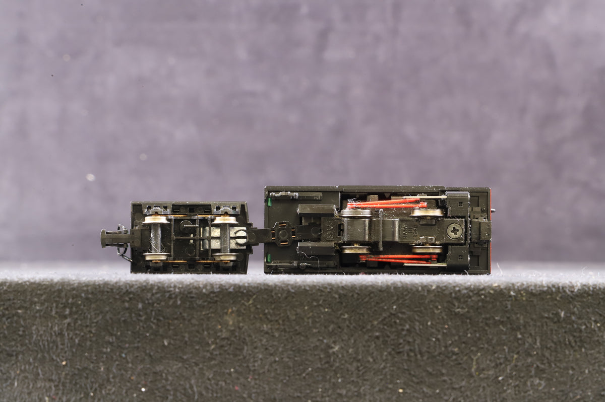 Kato/Peco OO-9 Narrow Gauge 51-251F Small England &#39;Princess&#39; in Ffestiniog and Welsh Highland Railways Green