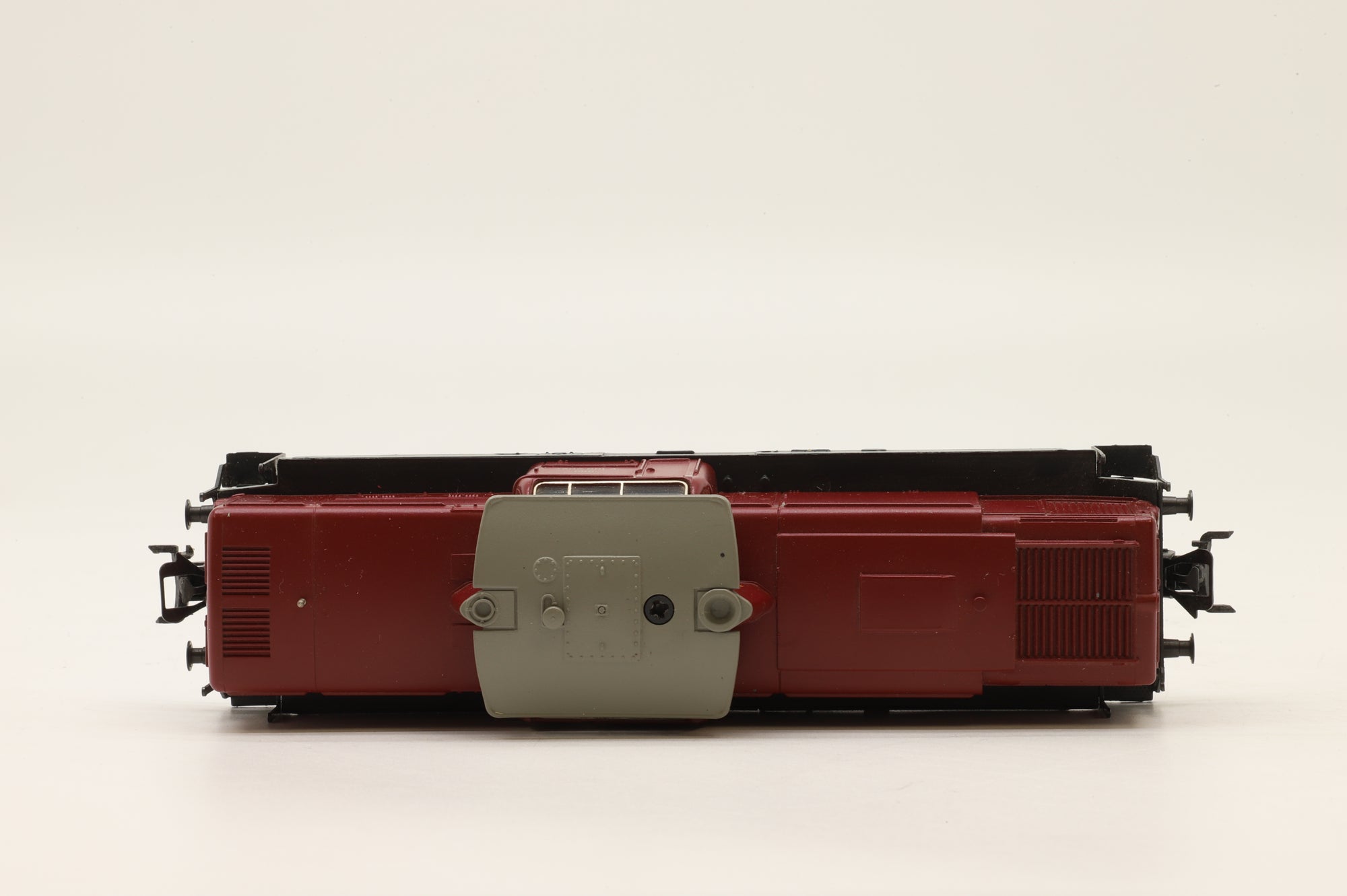 WORKSHOP Marklin HO 37724 BR V 100.20 3 Rail Digital Non Runner