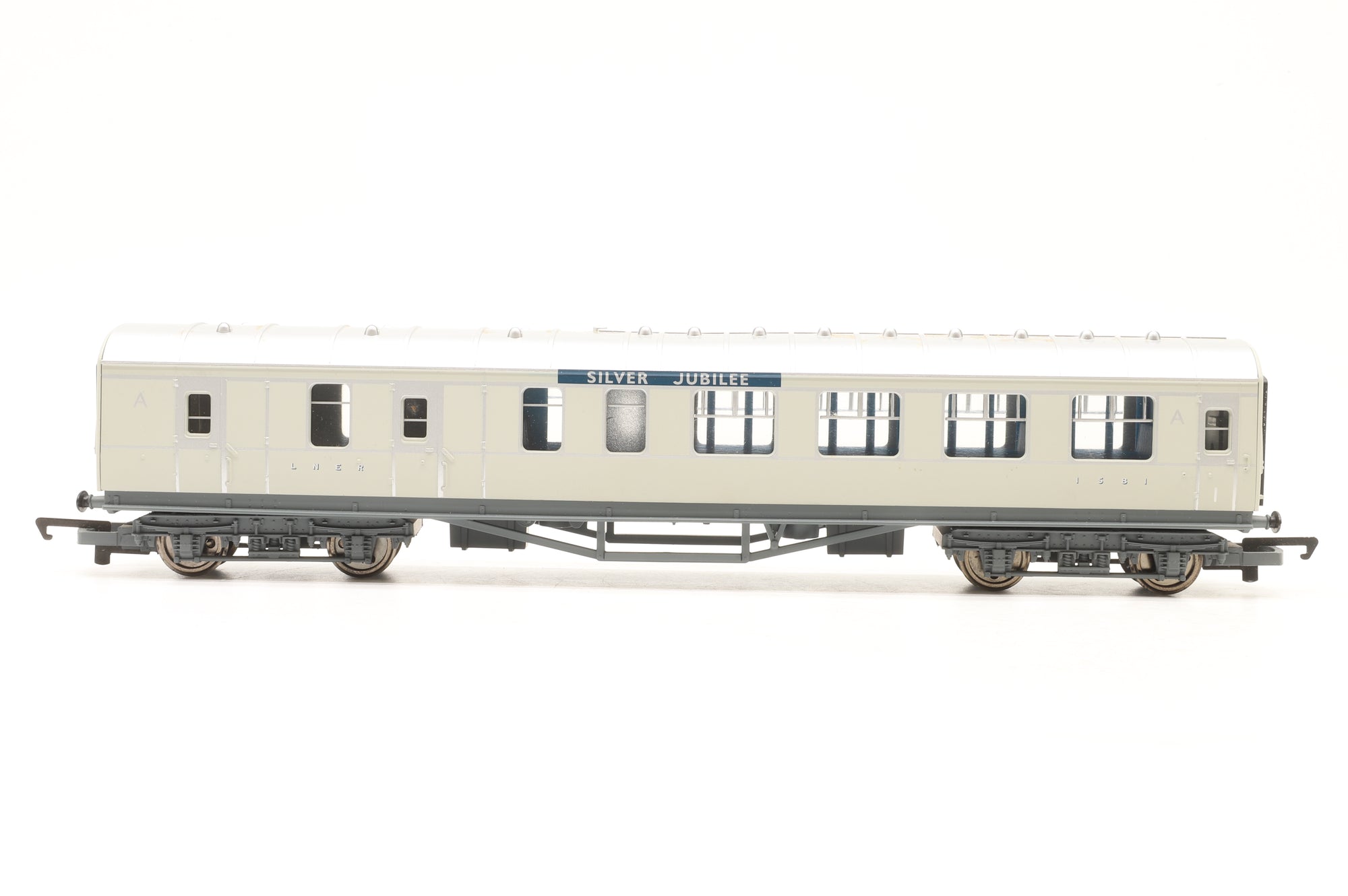 Hornby OO R2445 Silver Jubilee Train Pack Ltd Ed 1574/ 2000