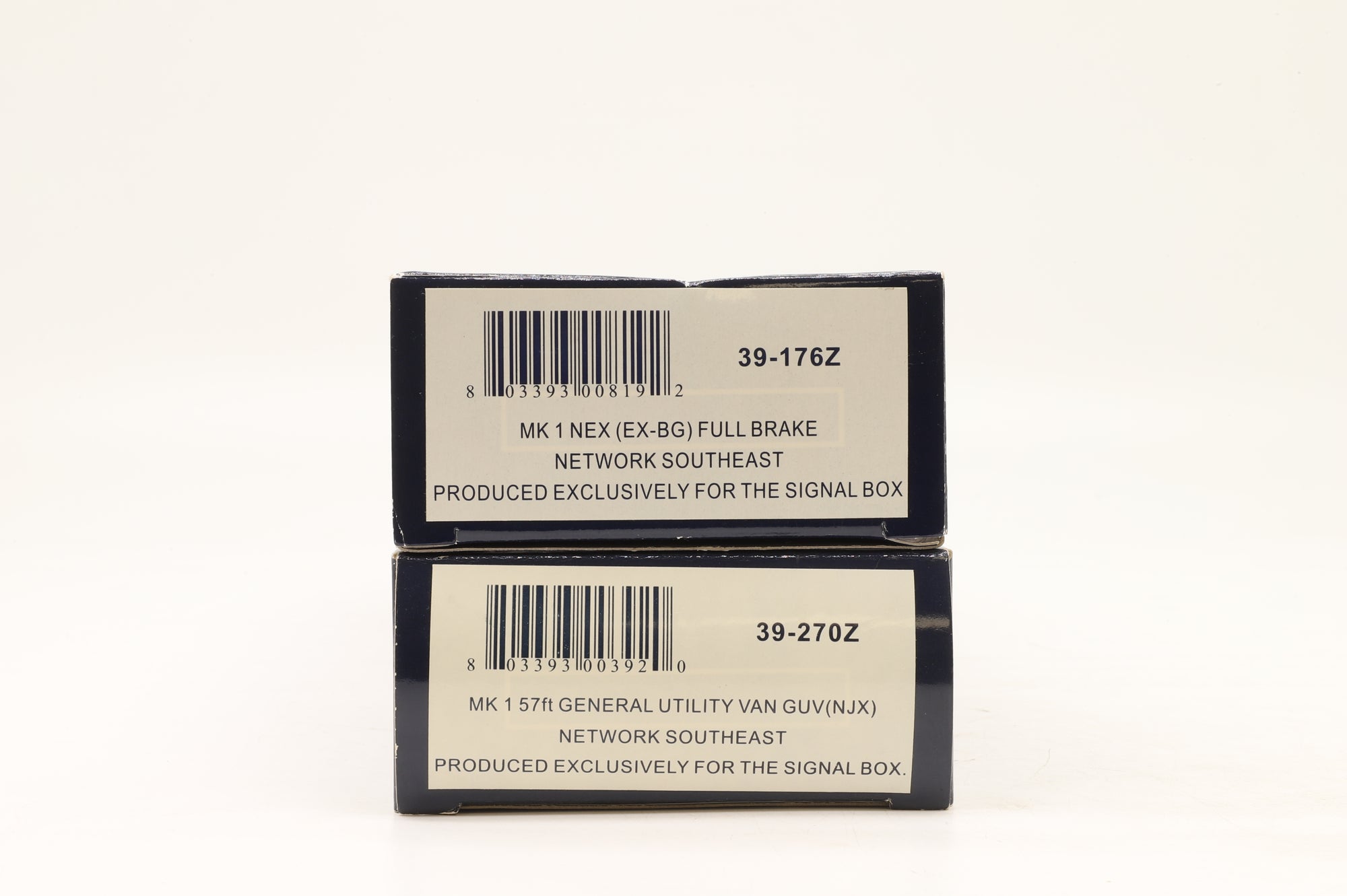 Bachmann OO 39-176Z/39-270Z Rake of 2x Mk1 NEX/NJX Vans in NSE Liveries