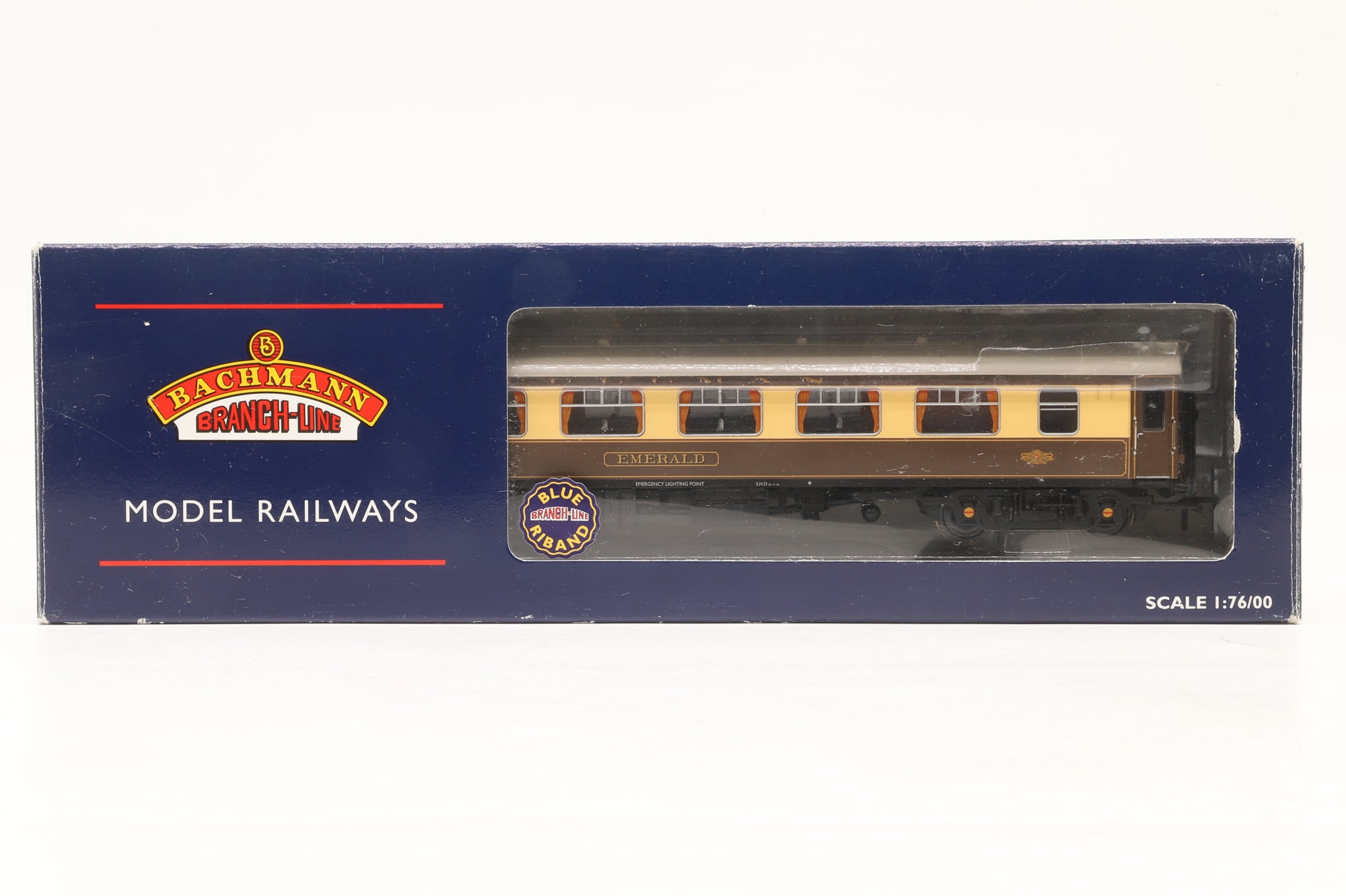 Bachmann OO 39-310 Mk1 Pullman SP 'Emerald' – w/ Lighting