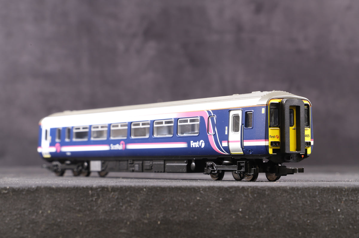 Hornby OO 2 Car DMU First Scotrail