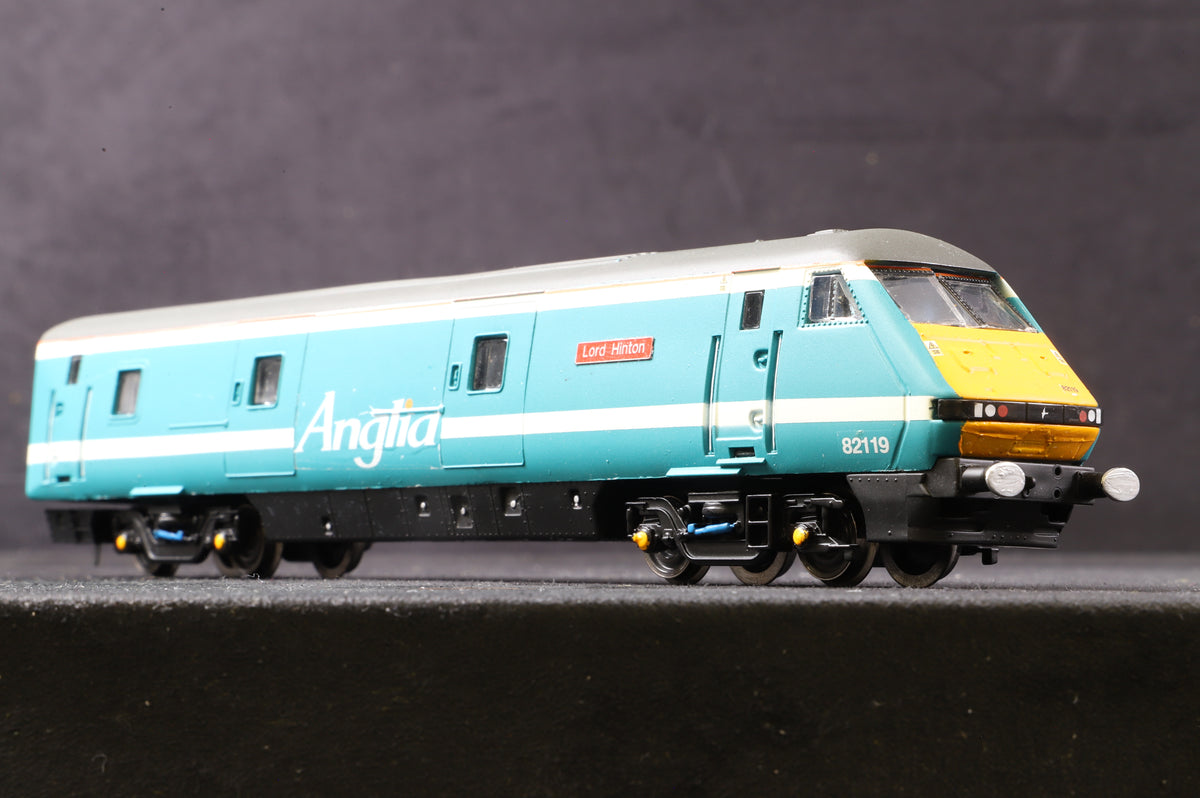 Hornby OO Class 82 &#39;82119&#39; Anglia Railways DVT Dummy Repainted