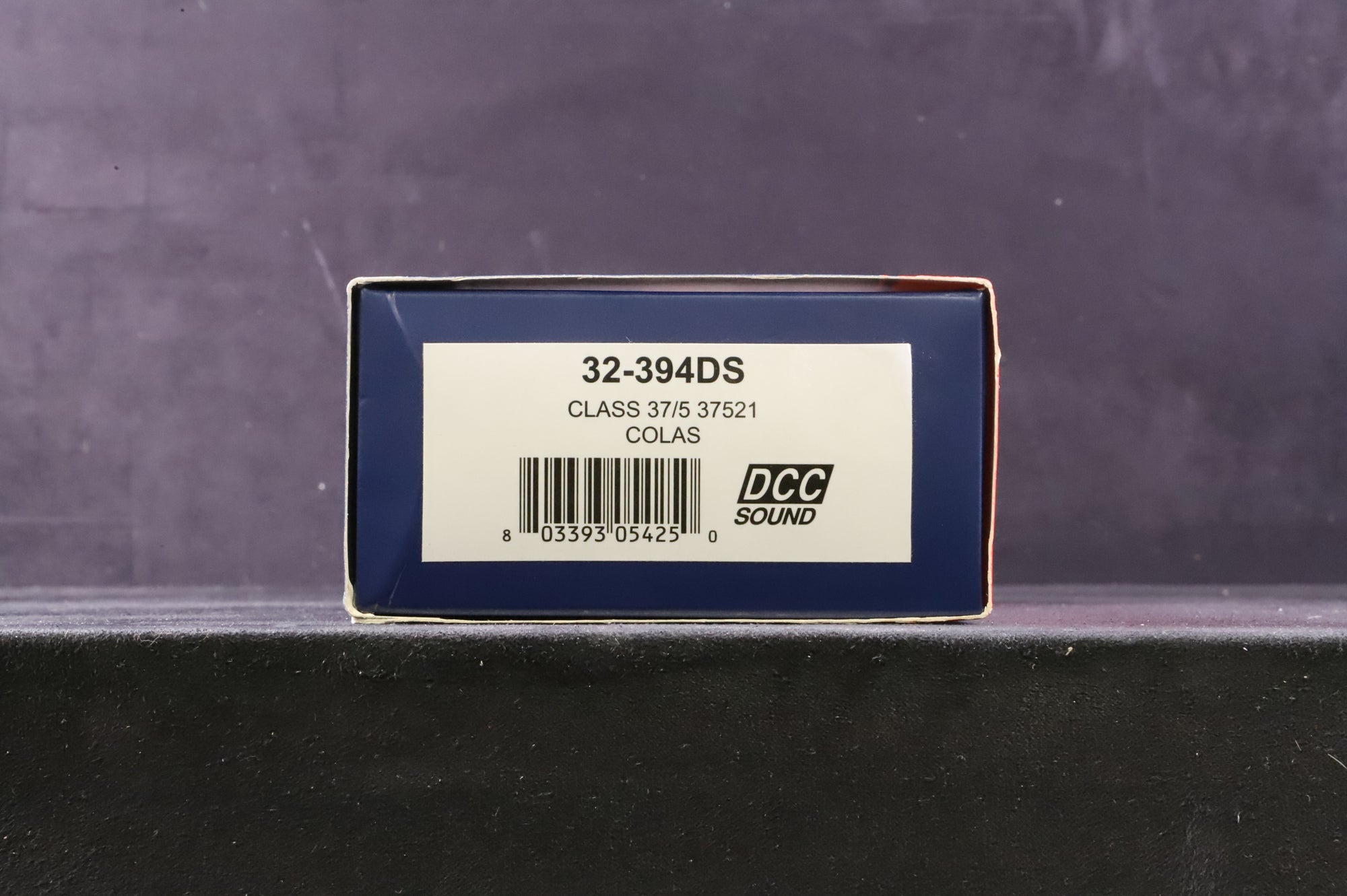 Bachmann OO 32-394DS Class 37/5 37521 in Colas Rail Freight Livery - DCC Sound