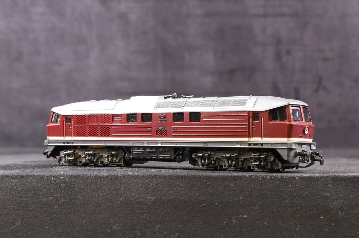 Piko HO Class BR 130 Diesel Locomotive