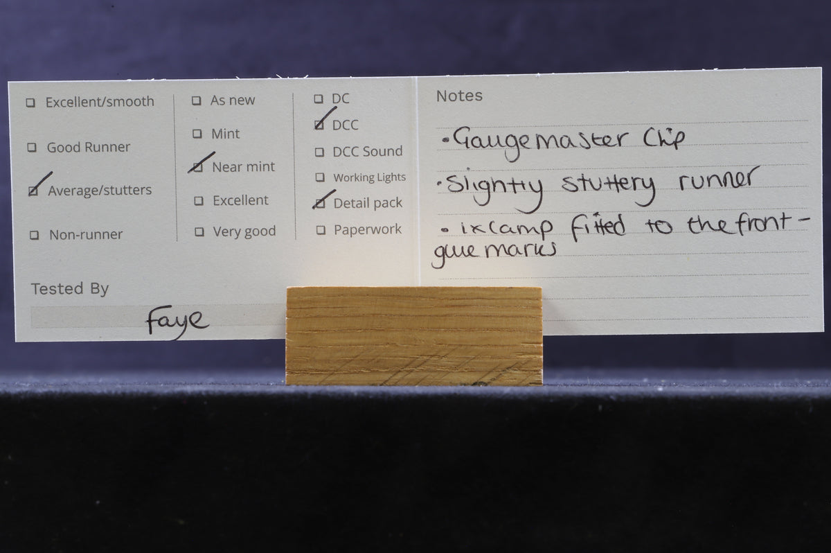 Graham Farish N 372-629 Ivatt Class 2MT 2-6-0 &#39;46460&#39; BR Lined Black E/Emblem, Weathered, DCC Fitted