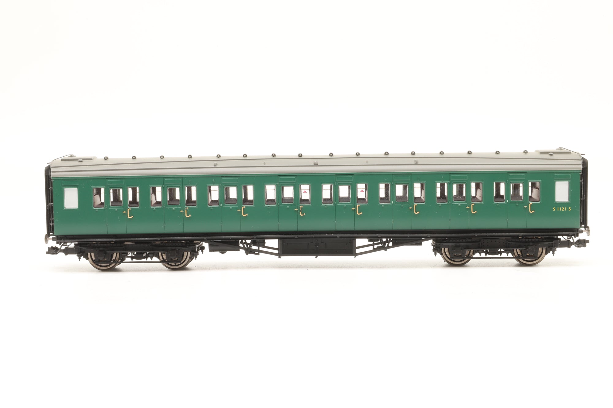 Hornby OO Rake of 3 SR Green Push-Pull Coaches, DCC Lighting Fitted