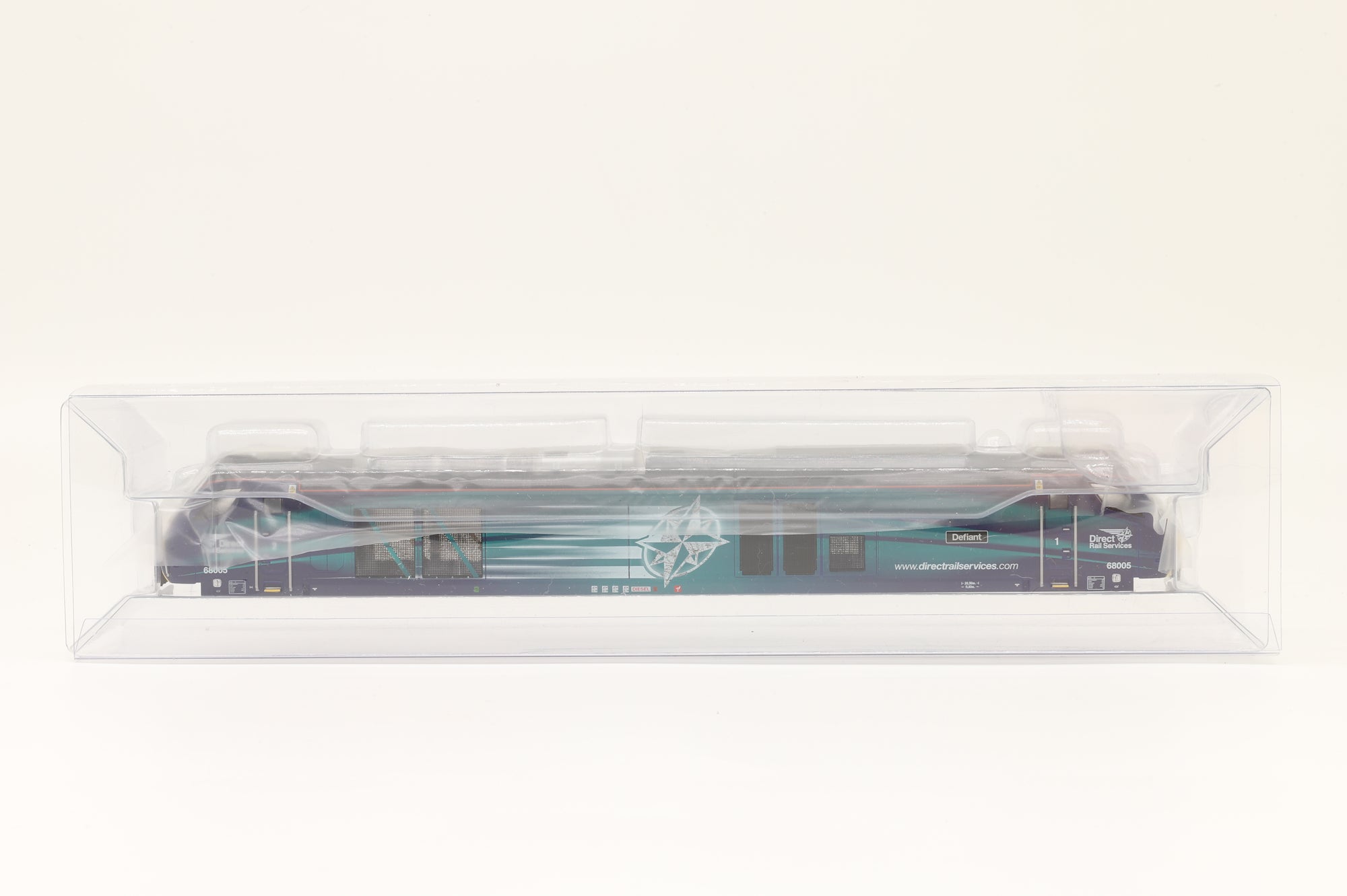 Dapol OO 4D-022-002 Class 68 '68005' 'Defiant' DRS, DCC Fitted (with Spare Bodyshell)