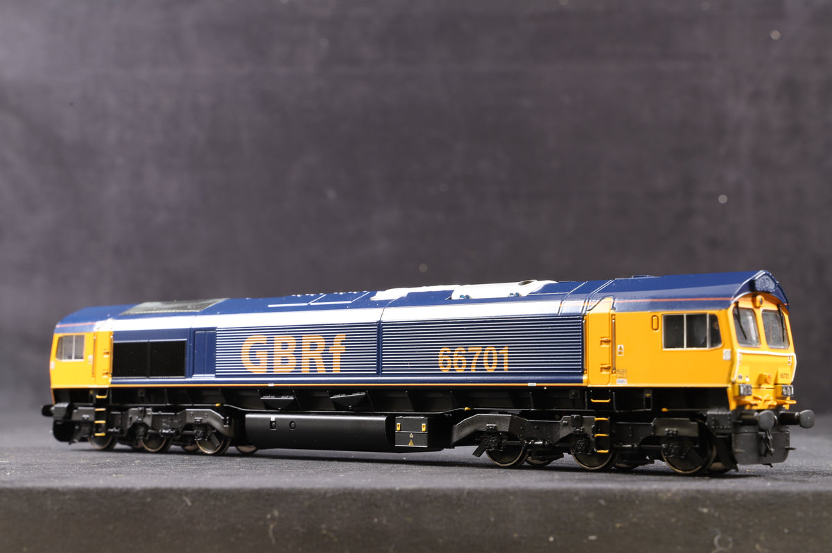 Bachmann OO 32-727 Class 66 Diesel &#39;66701&#39; GBRf, DCC Fitted