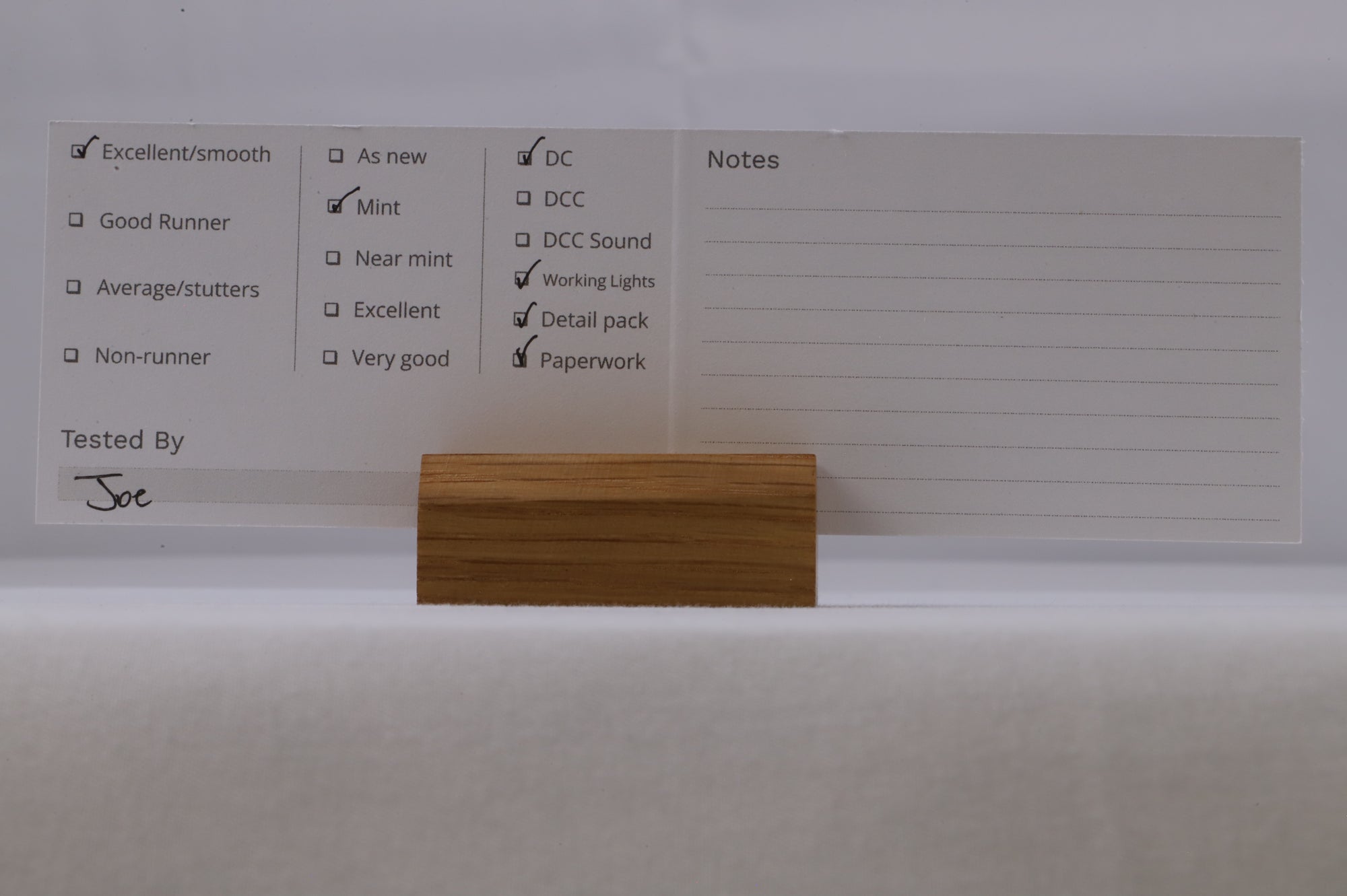 Kato N 176-6105 F40PH Amtrak Phase 3 '330' Diesel Locomotive