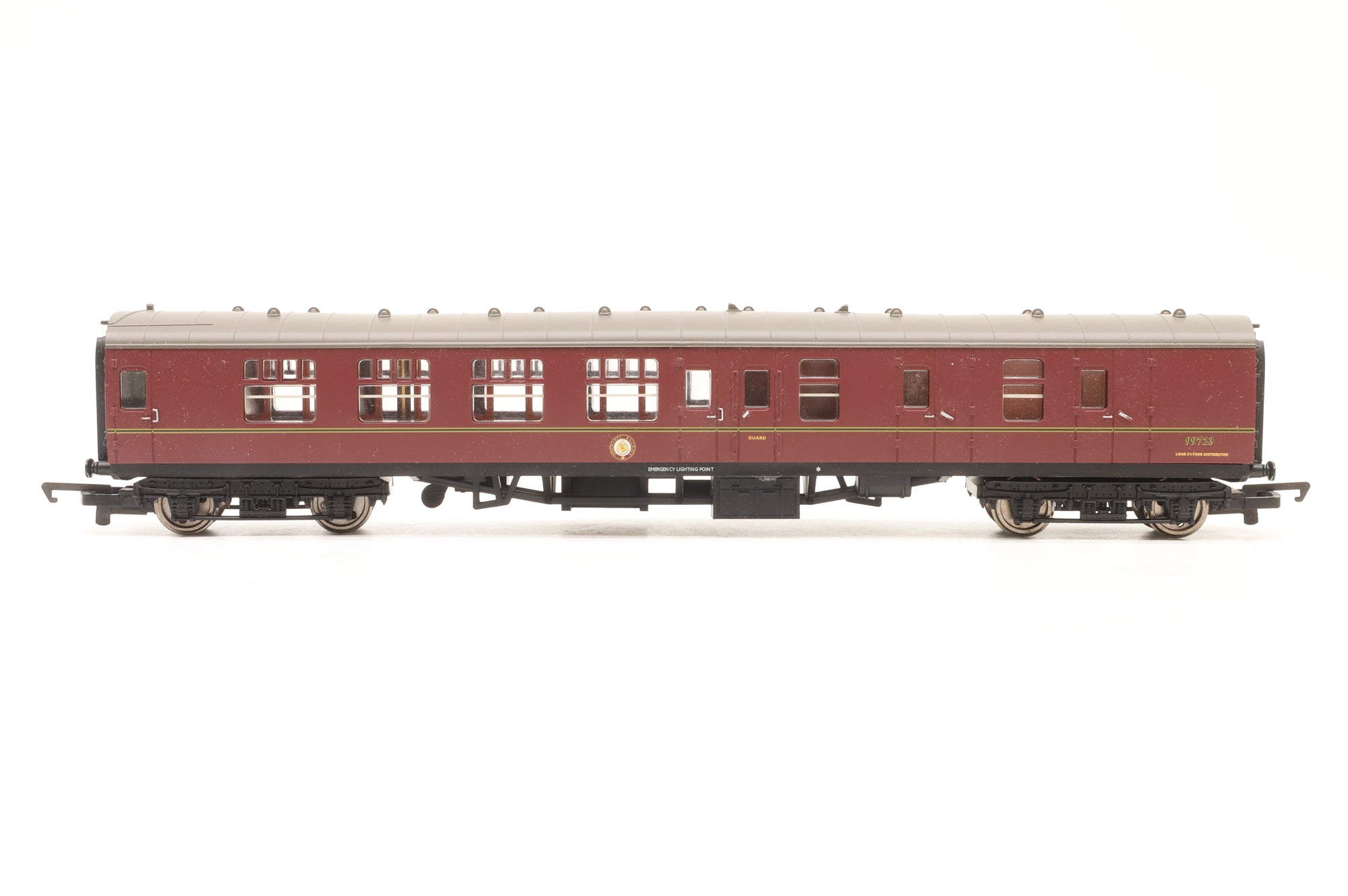 WORKSHOP Hornby OO Harry Potter 'Hogwarts Castle' '5972' with Two Maroon Coaches and Hogsmeade Platform & Station Building