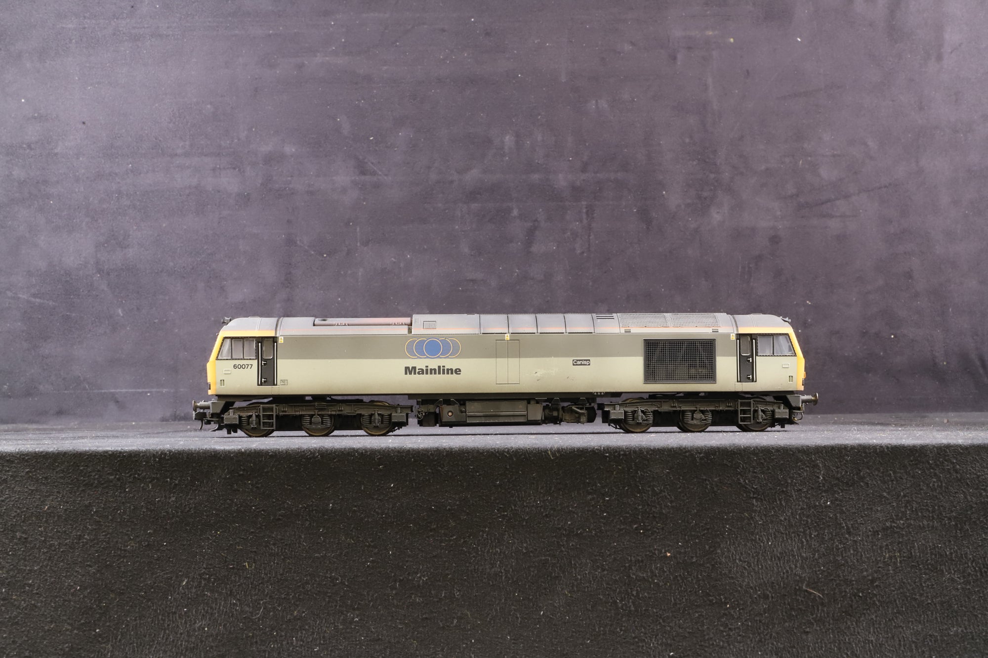 Hornby OO R2577 Class 60 '60077'  BR Trainload Co-Co Diesel Weathered, DCC Sound