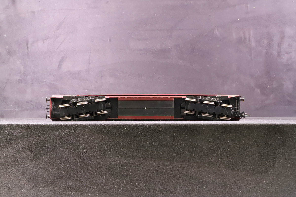 Heljan OO 5200 Class 52 D1073 &#39;Western Bulwark&#39; in BR Maroon