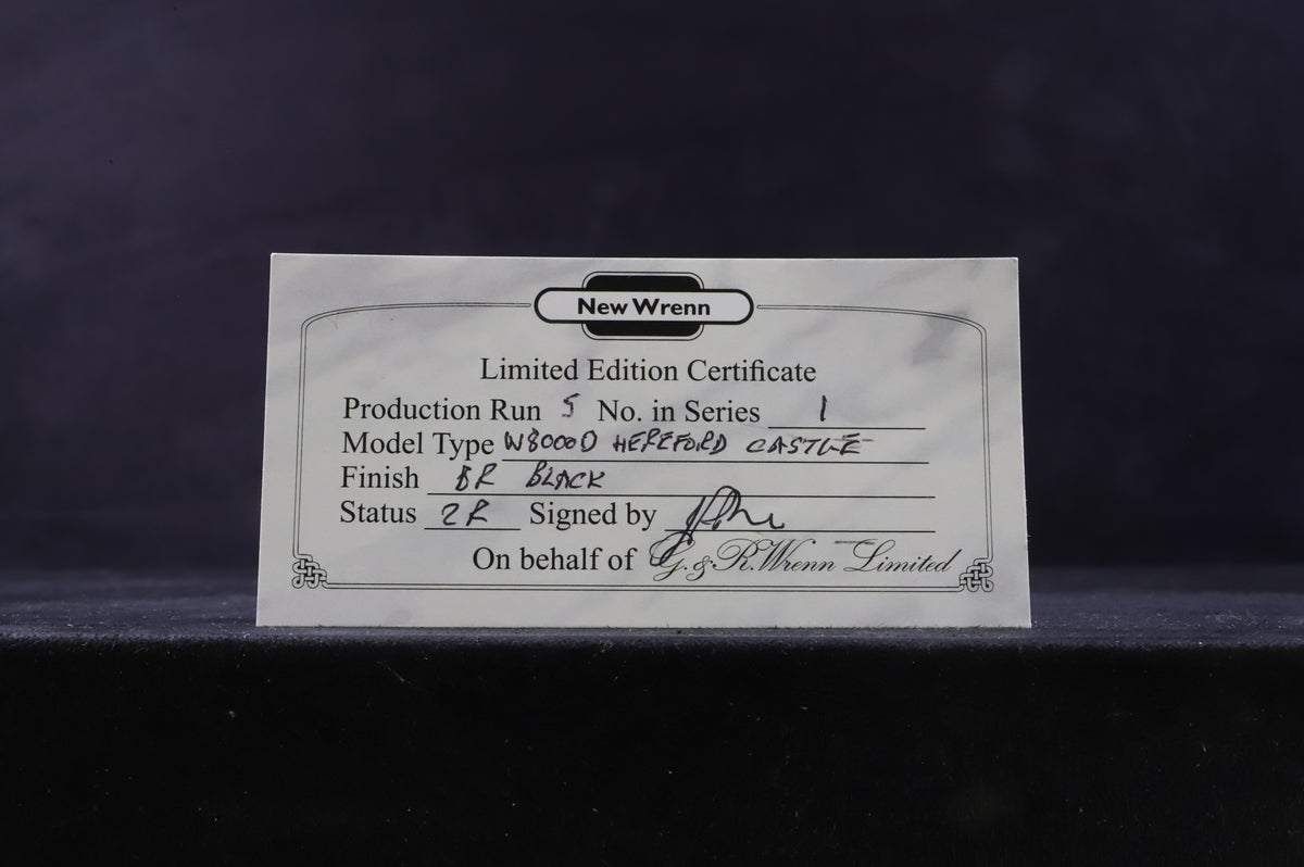 New Wrenn OO W8000D Castle Class &#39;Hereford Castle&#39; BR Black