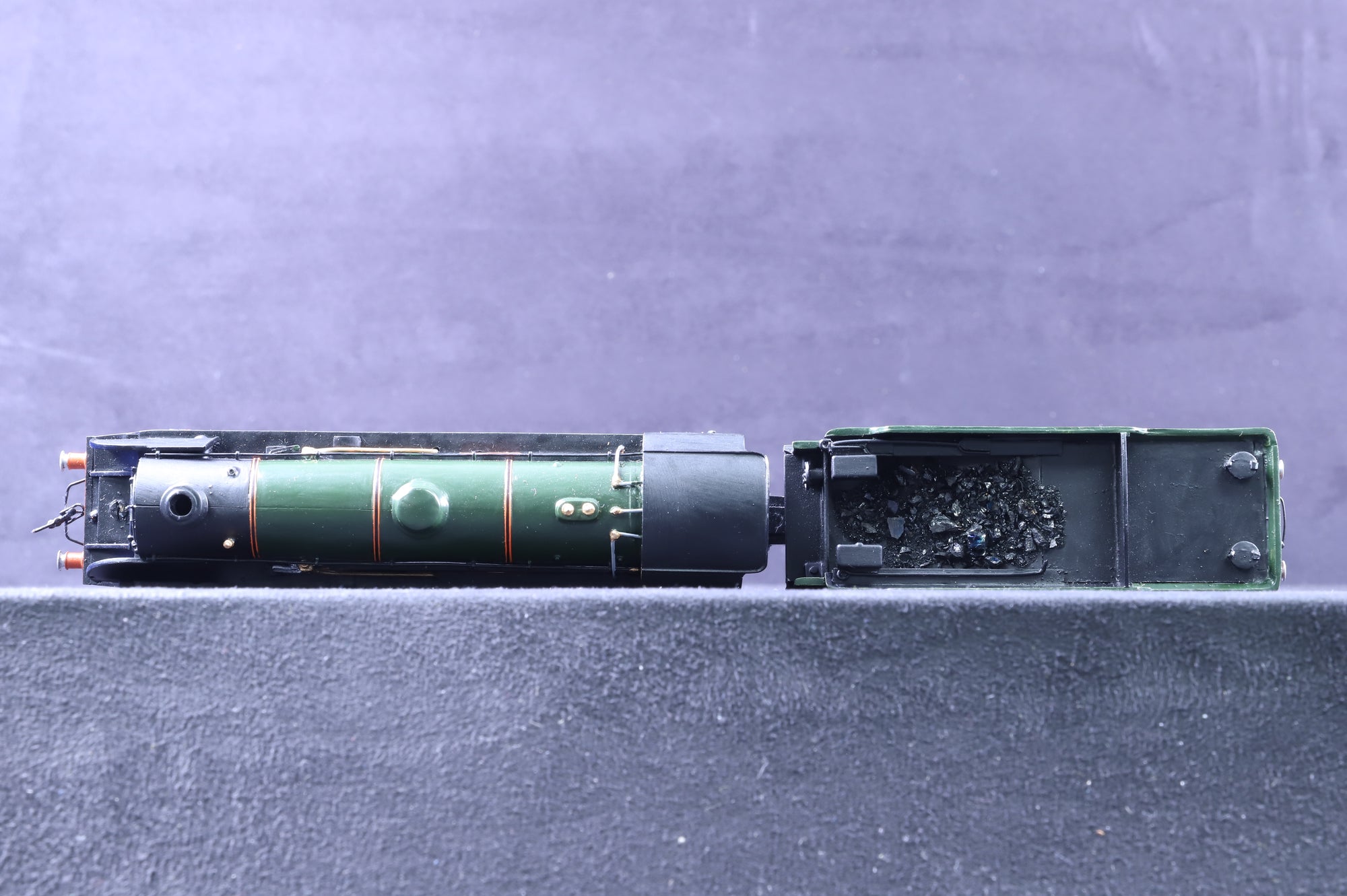 Wills Finecast OO Kit Built King Arthur Class 30777 in BR Lined Green w/ Late Crests