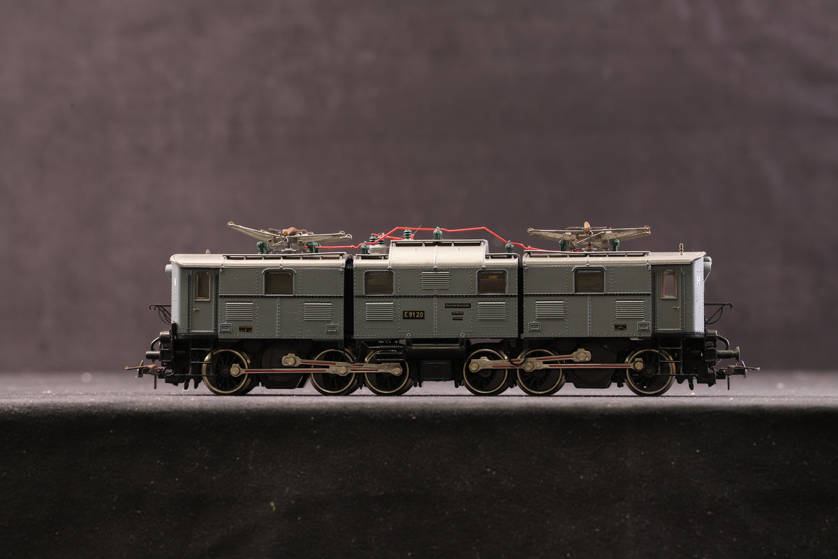 Roco HO 43427 Electric Locomotive BR E 91 Dell DR