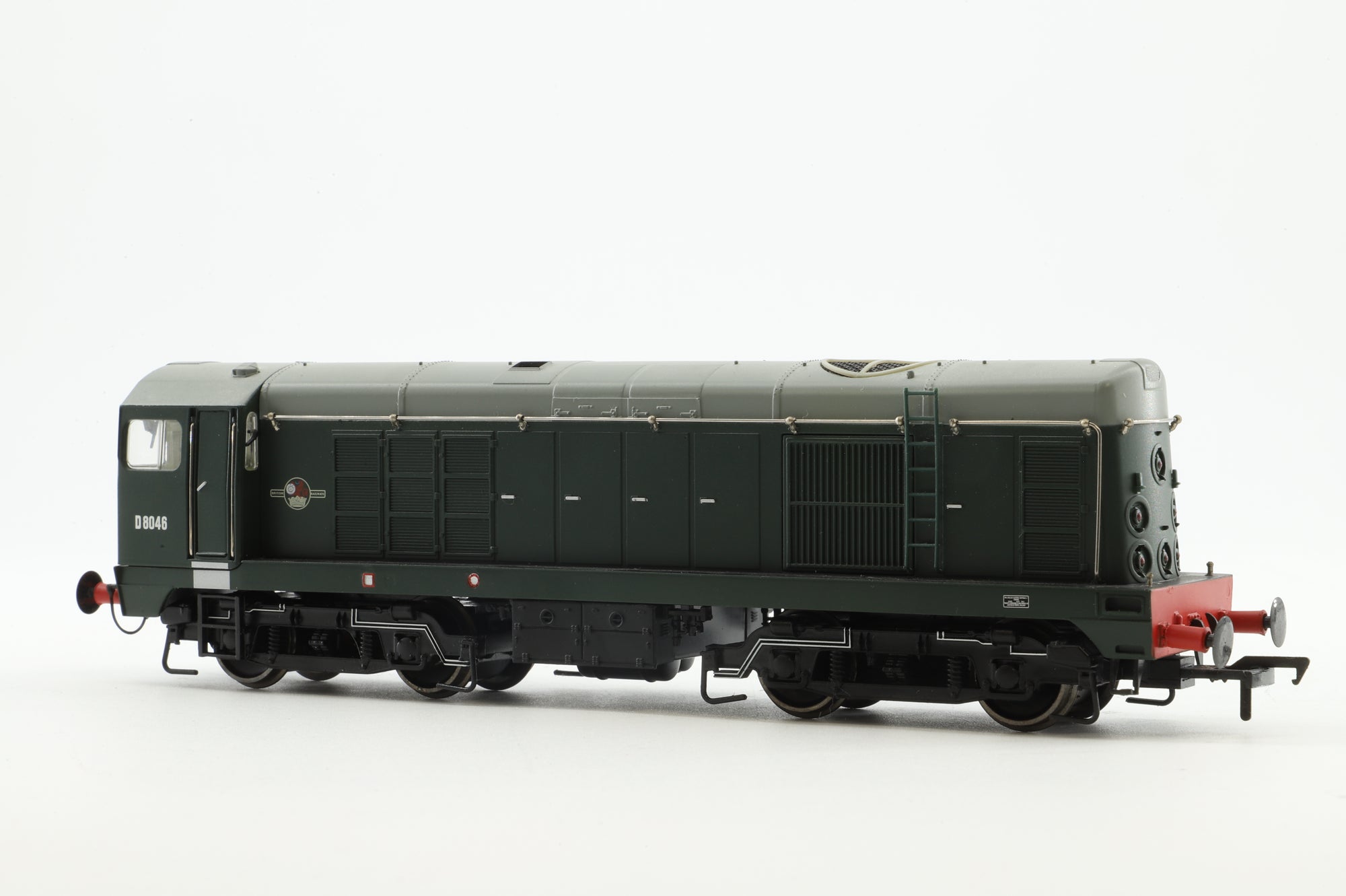 Bachmann OO 32-027A Class 20 Diesel 'D8046' BR Green With Indicator Discs