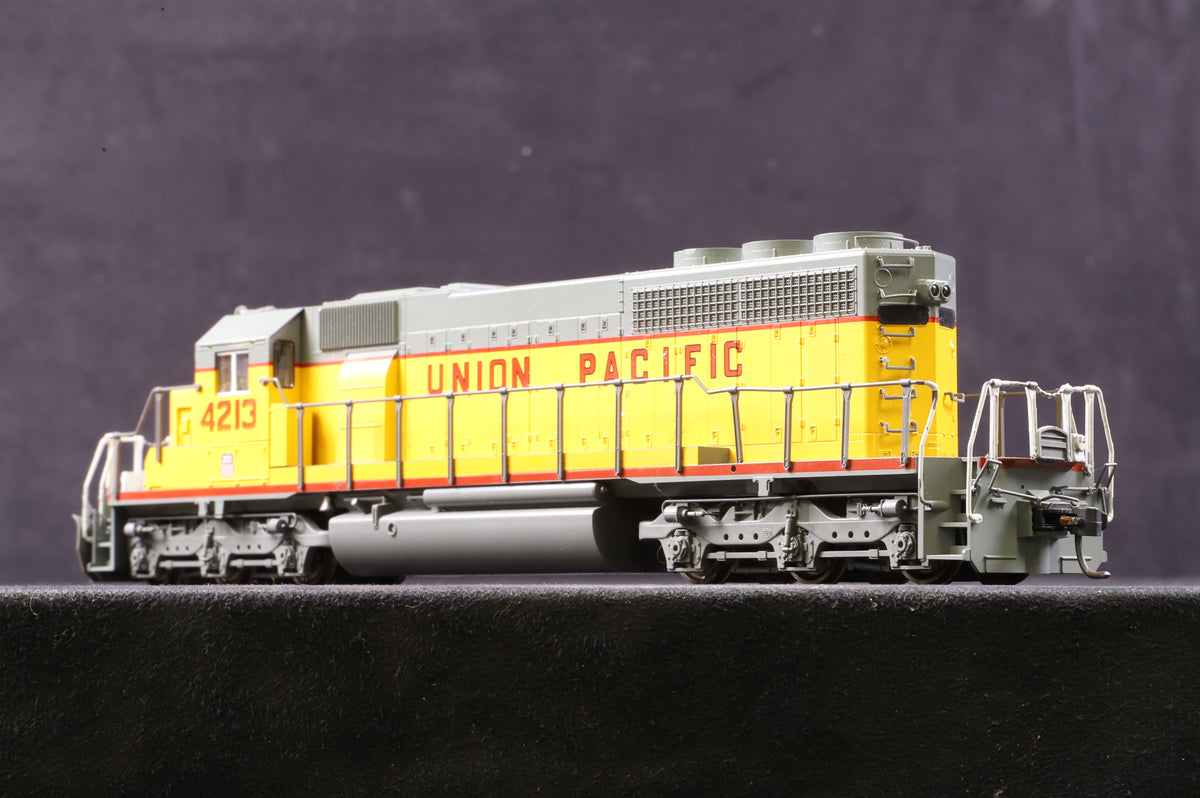 Kato HO 37-2807 EMD SD40-2 4213 in Union Pacific Livery
