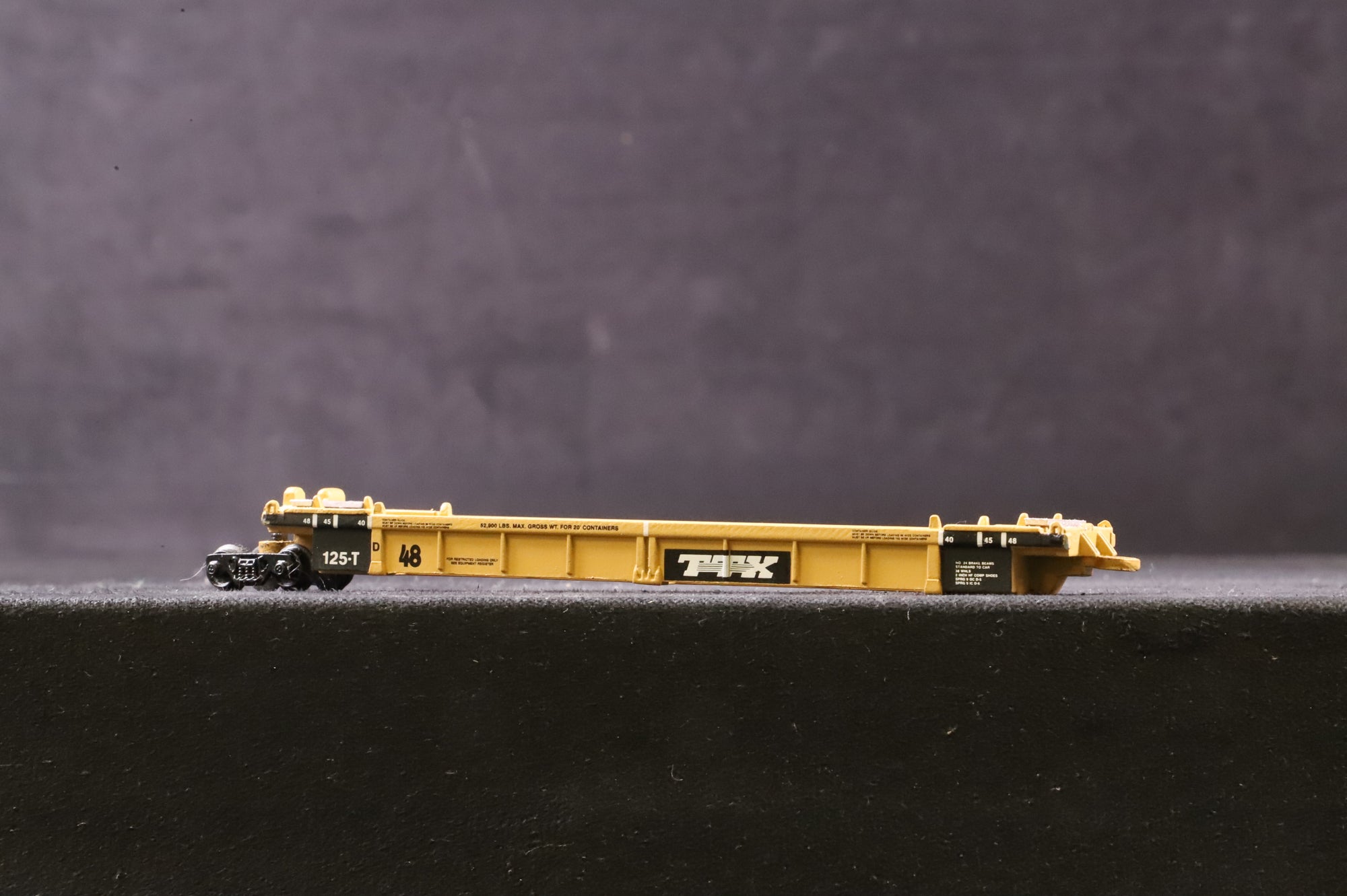 WORKSHOP Walthers N Gauge 932-8108 Thrall 5-Unit Articulated Double Stack Car No.72855 in TTX Livery