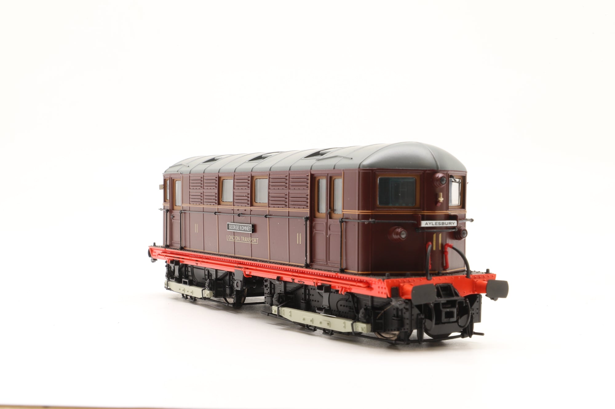 Heljan OO 9007 Metropolitan Electric No. 11 'George Romney' in London Transport Maroon