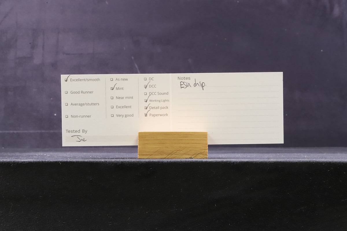 Bachmann OO 32-975 Class 66/9 66952 in Freightliner Livery