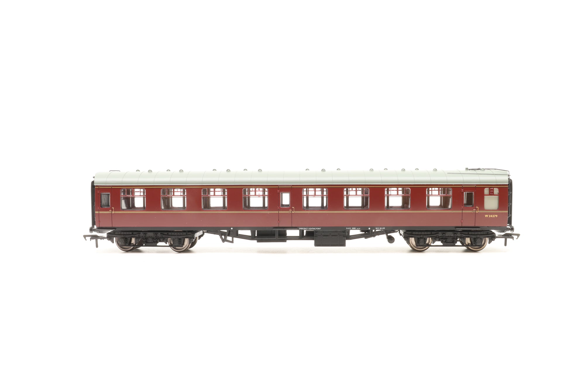 Bachmann OO Rake of 4x Mk1s in BR Maroon