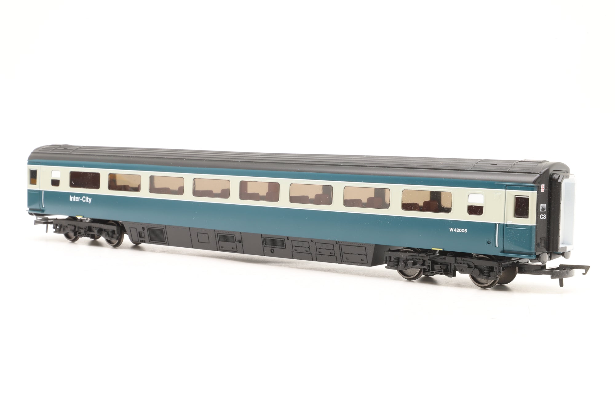 Hornby OO Class 43 HST 3-Car Set 253001 in BR Inter-City 125 Livery – DCC Sound