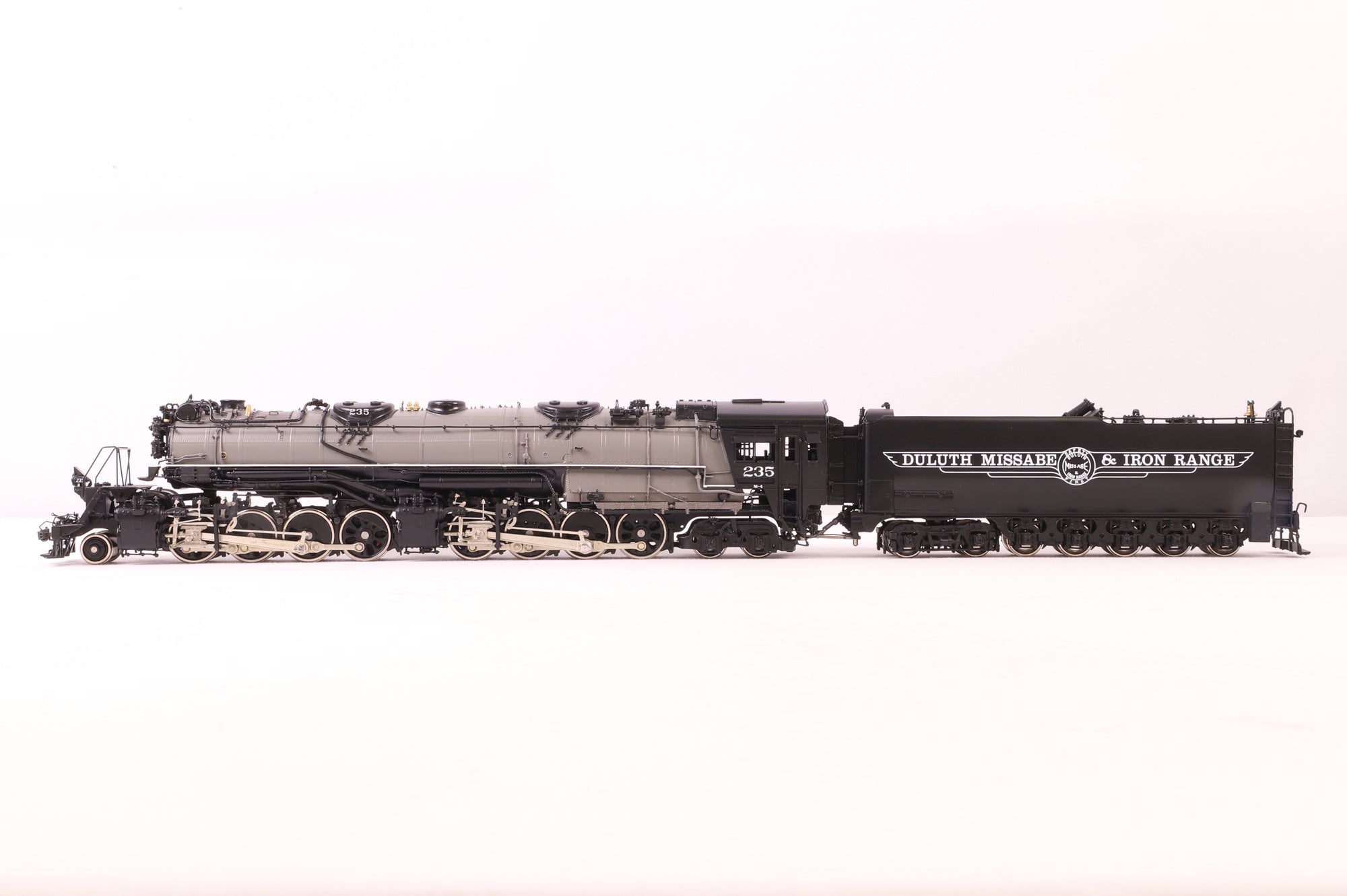 Iron Horse Models HO Brass 15468-3 M-4, 2-8-8-4 The Yellowstone w/elesco feed water system, Painted w. gray Water Jacket