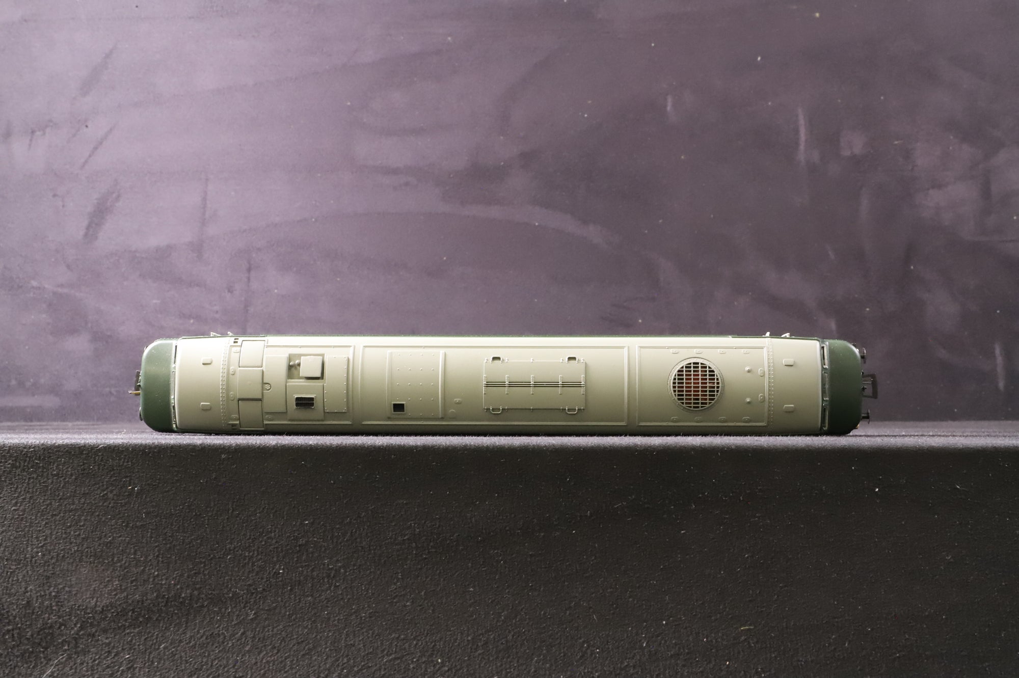 Bachmann OO 32-650 Class 44 Diesel BR Green 'D7' 'Ingleborough'