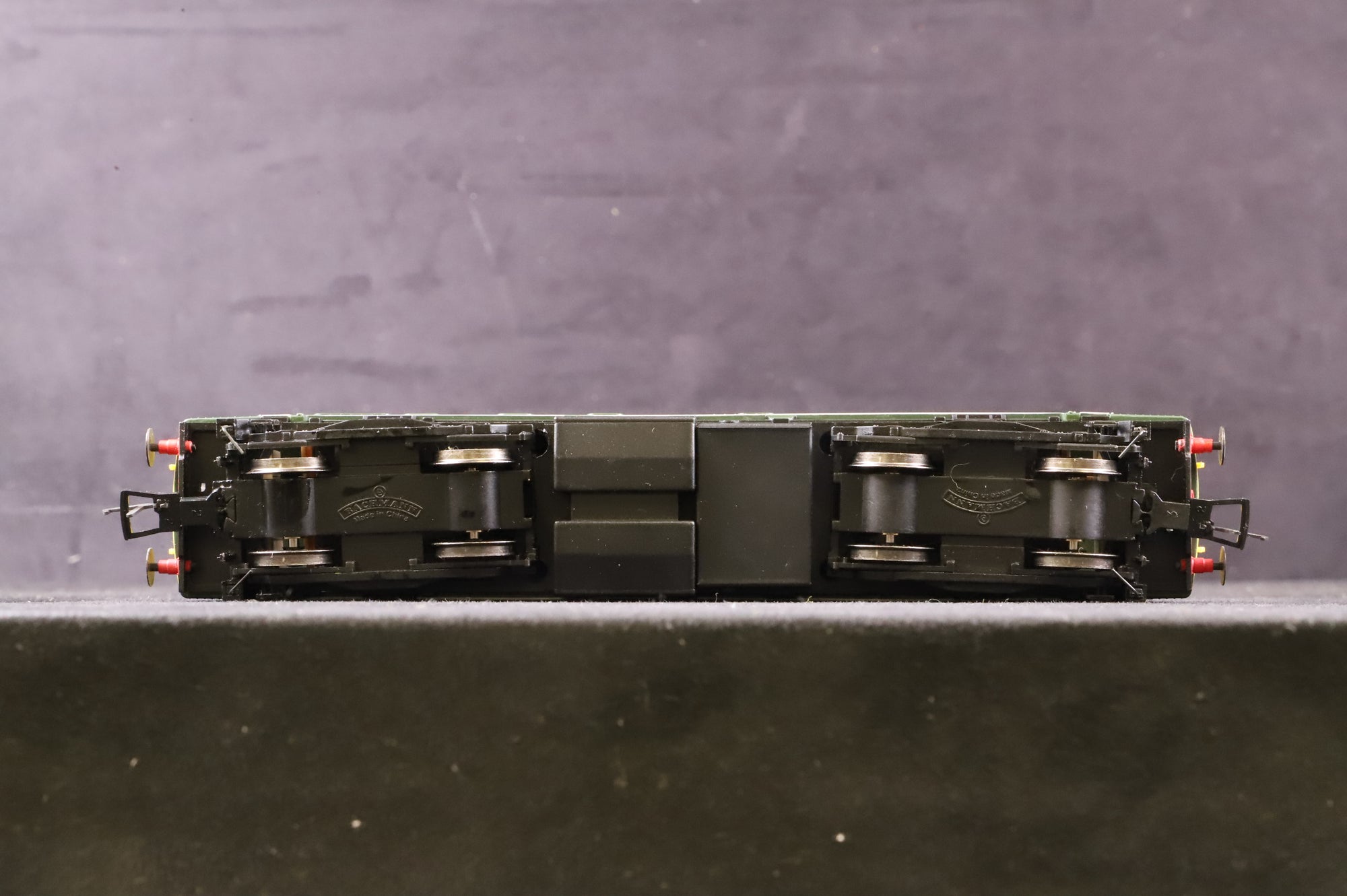 Bachmann OO 32-325 Class 25/1 'D5211' BR Green