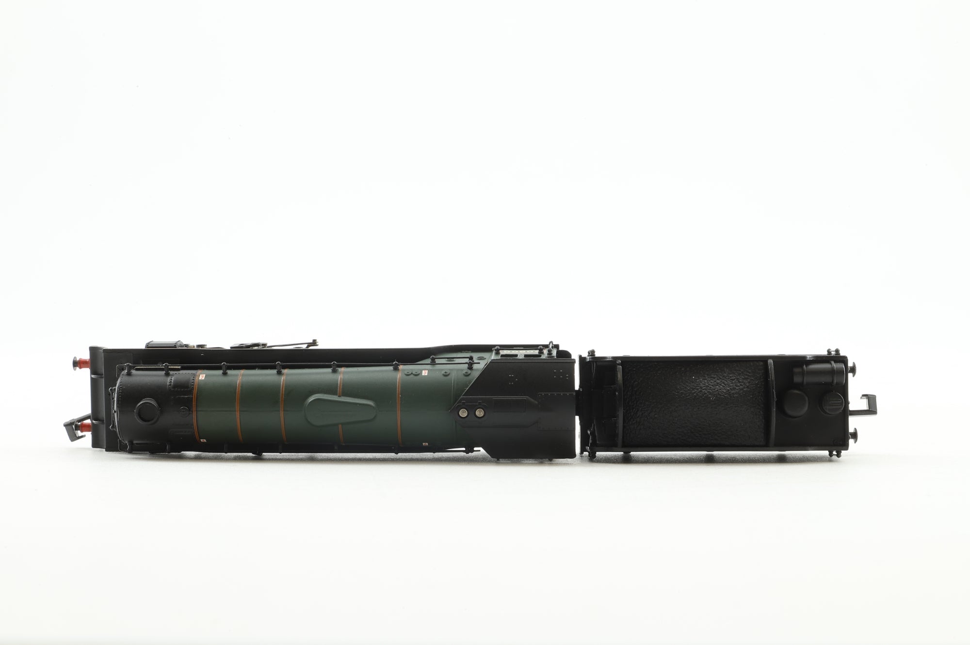 Graham Farish N 372-600 Class V2 '60800' 'Green Arrow' Lined Green L/C