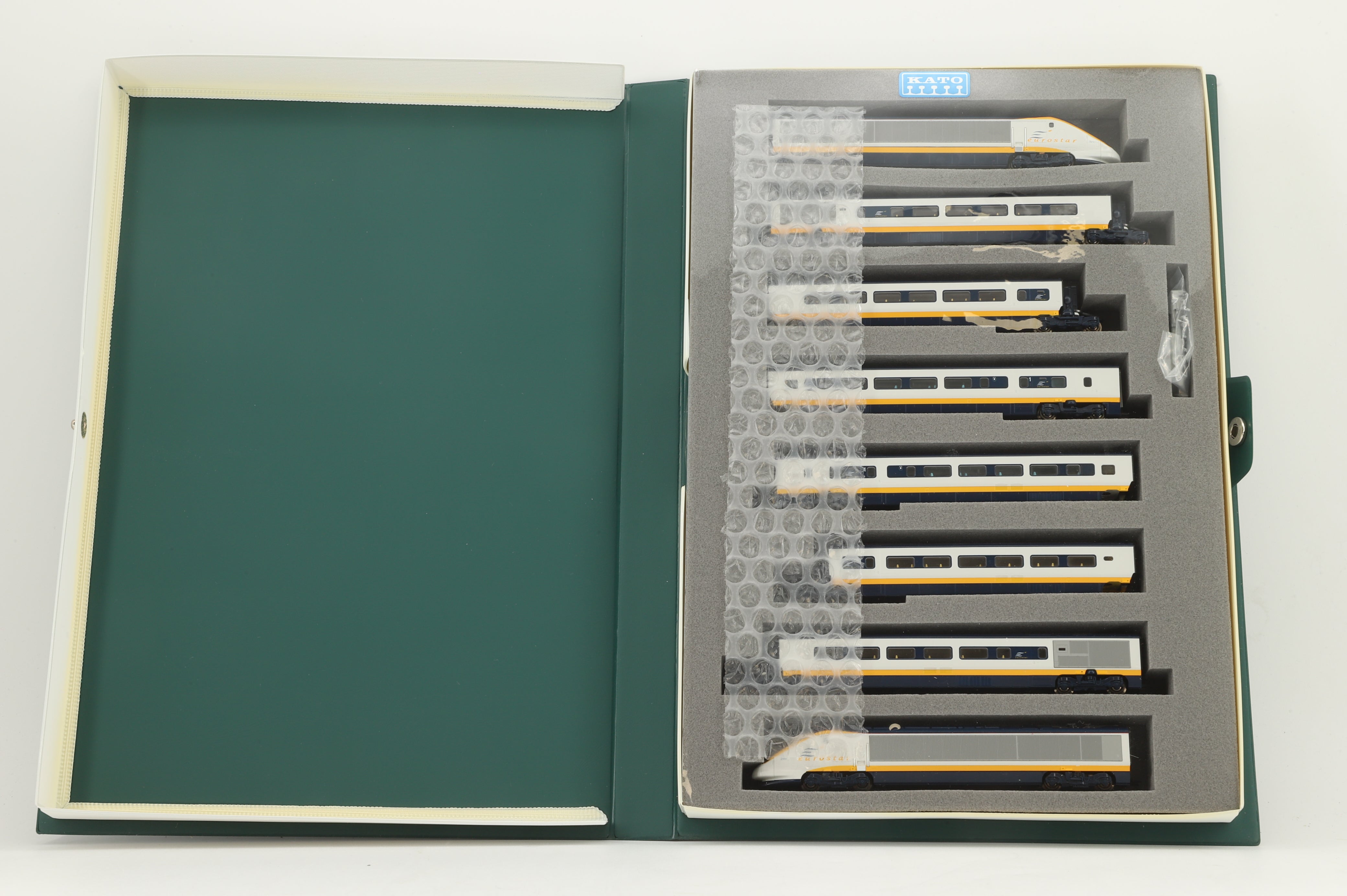 Kato 10-327 Class 373 Eurostar 8 Car Train Pack - Clark Railworks