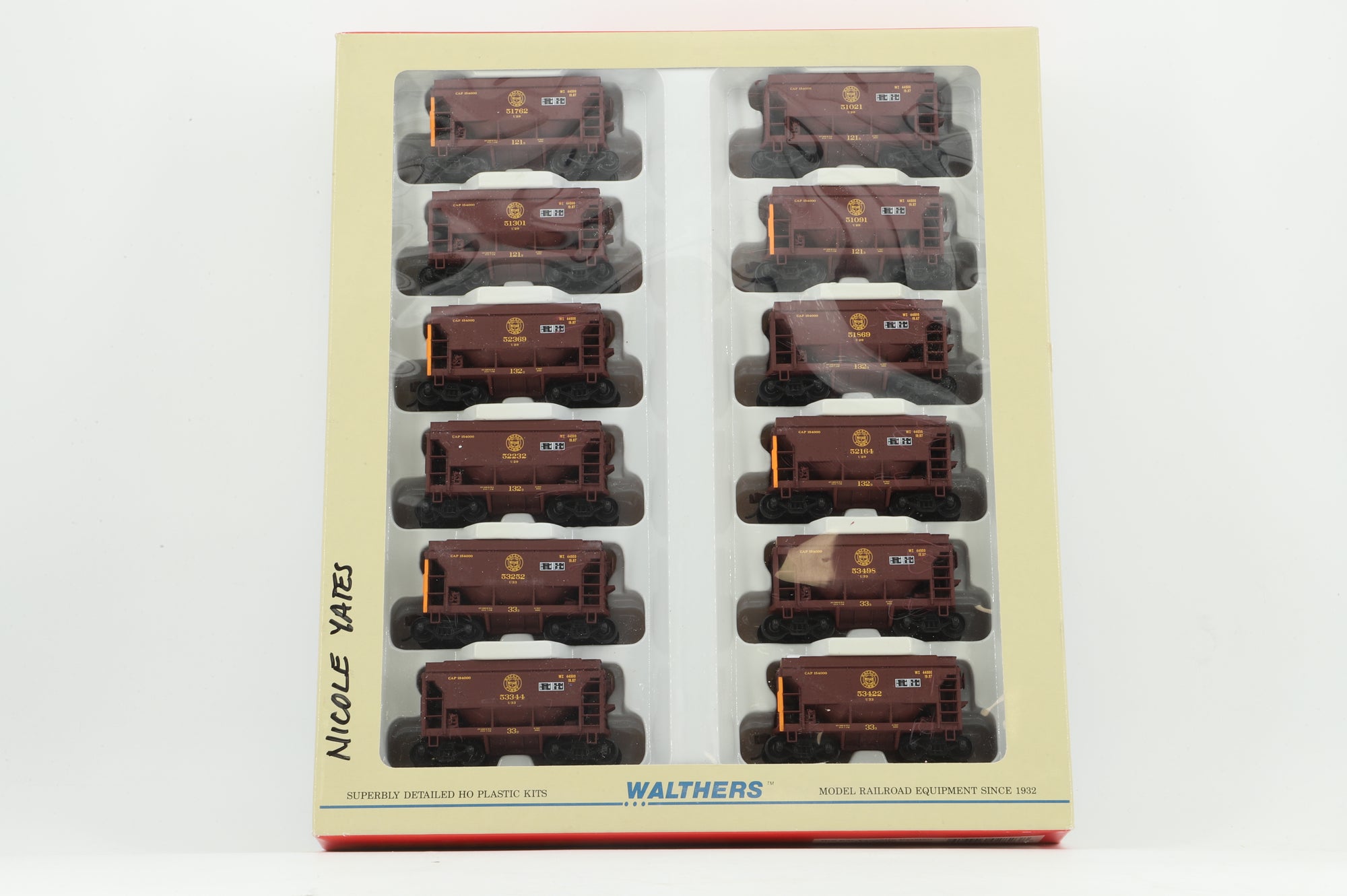 Walthers HO 932-4558 12-Pack of Taconite Ore Cars in DMIR Brown/Yellow