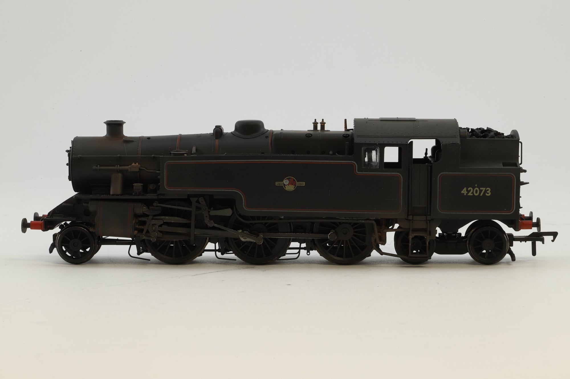 Bachmann OO 32-877 Fairburn Tank '42073' BR Lined Black L/C Weathered DCC Sound